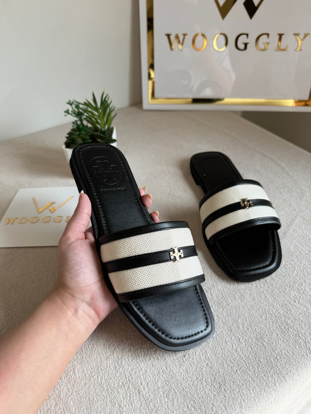 Tory Burch Elara Slides - Black