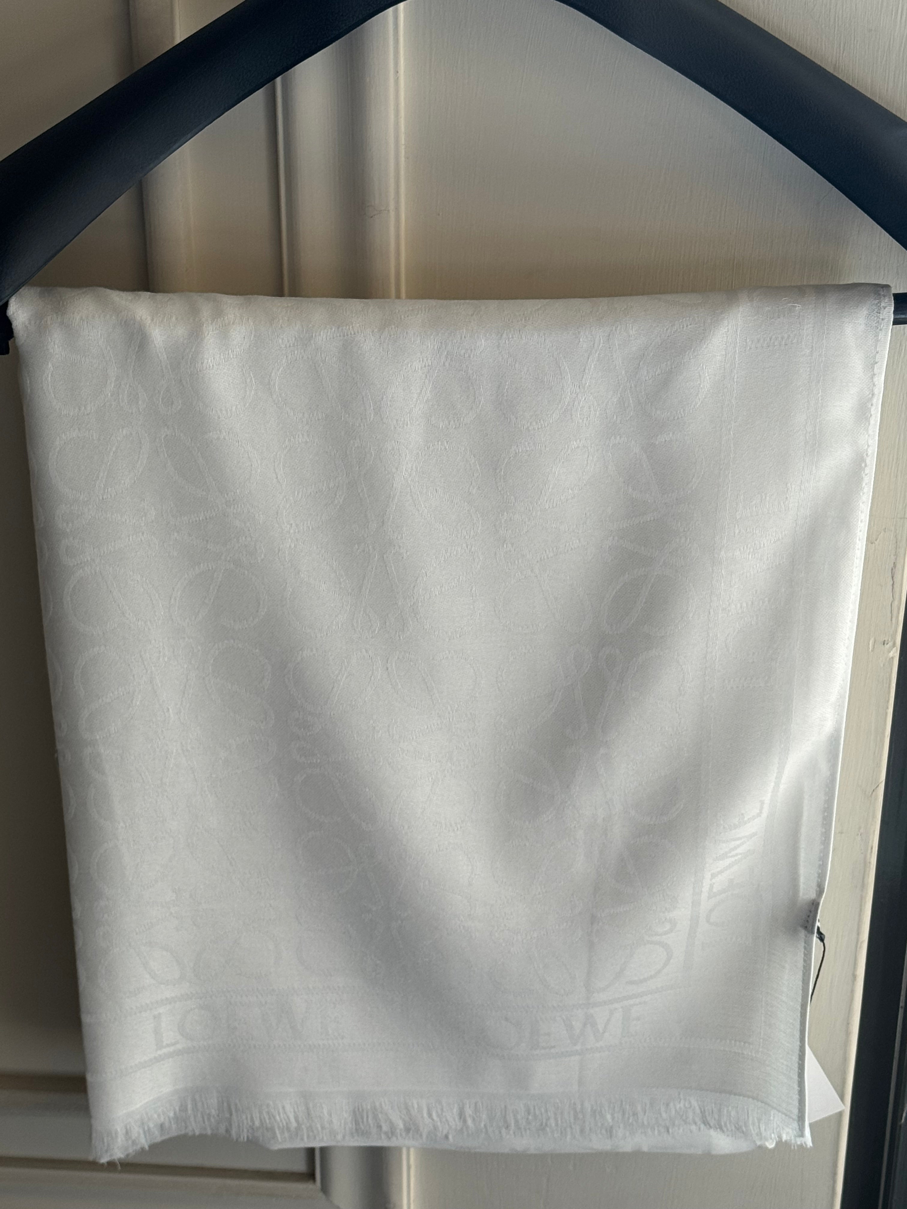 ALL SEASON Loewe Stoller - White