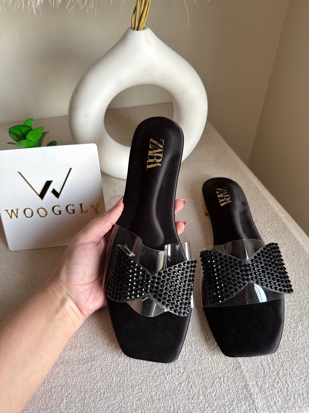 Zara Glitter Bow Slides - Black