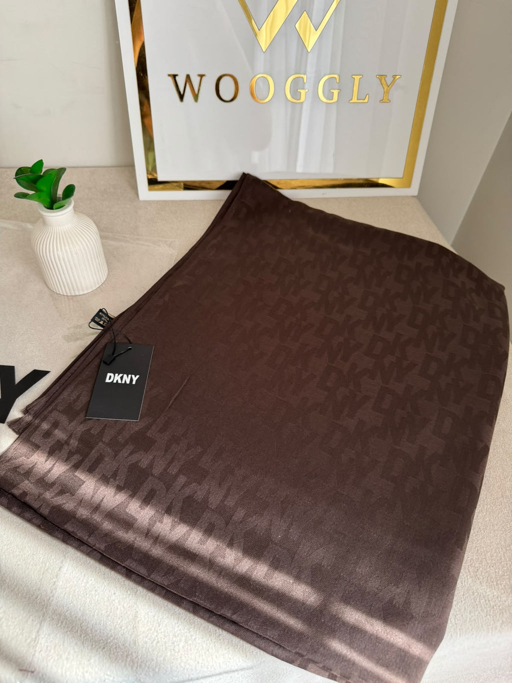 ALL SEASON DKNY Stoller - Chocolate Brown