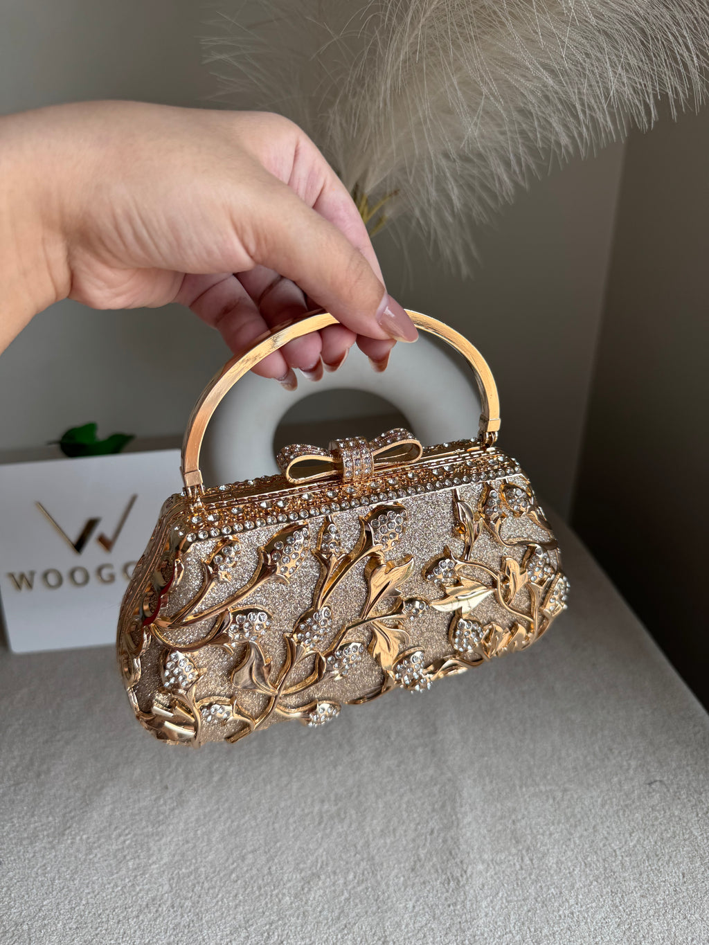 Aria Clutch Metal Clutch Champagne