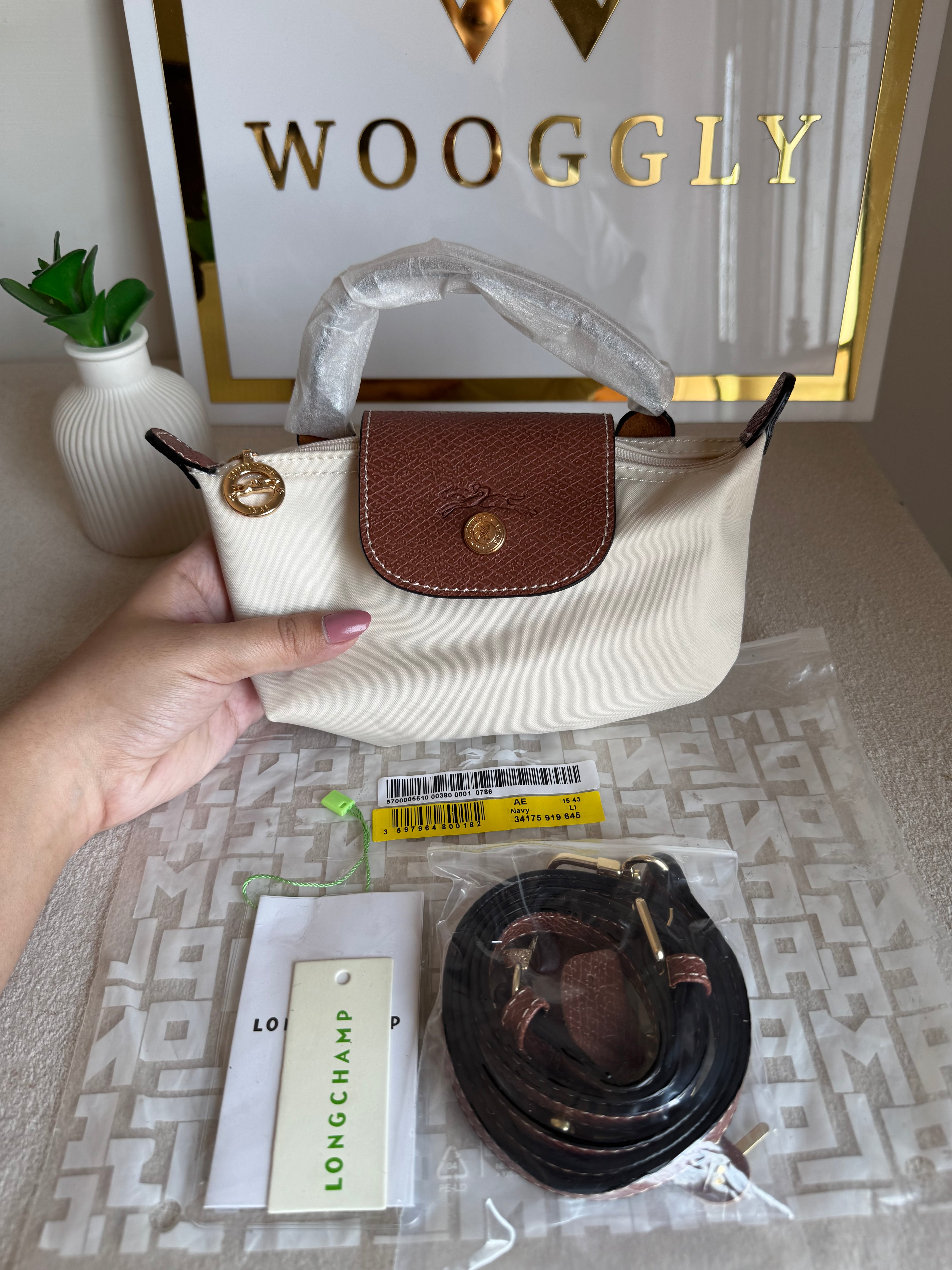 Premium LongChamp Crossbody Bag with Strap - Paper White (WITH BRAND LOGO)