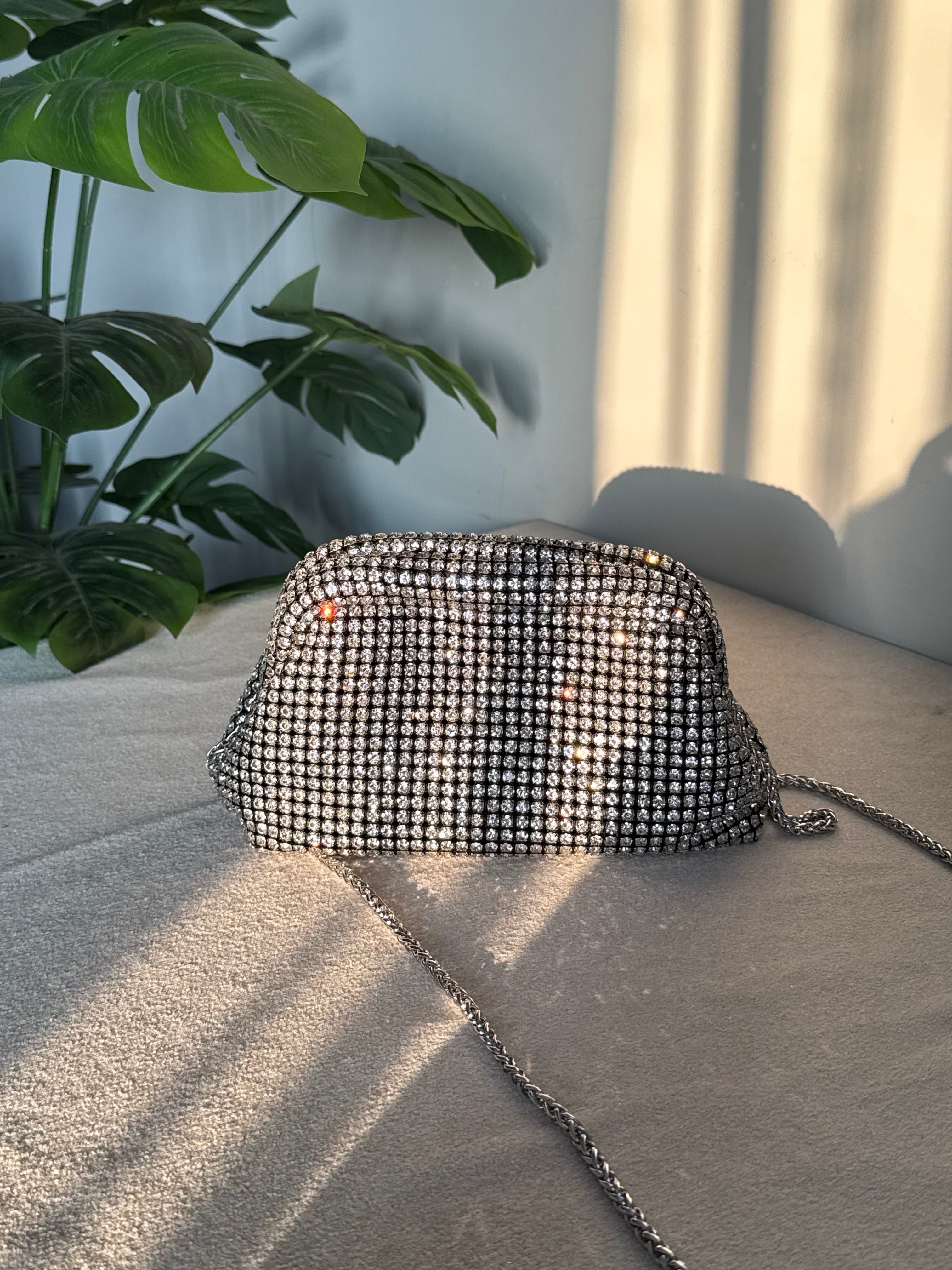 Extremely Premium Rhinestone Evening Clutch (Silver)