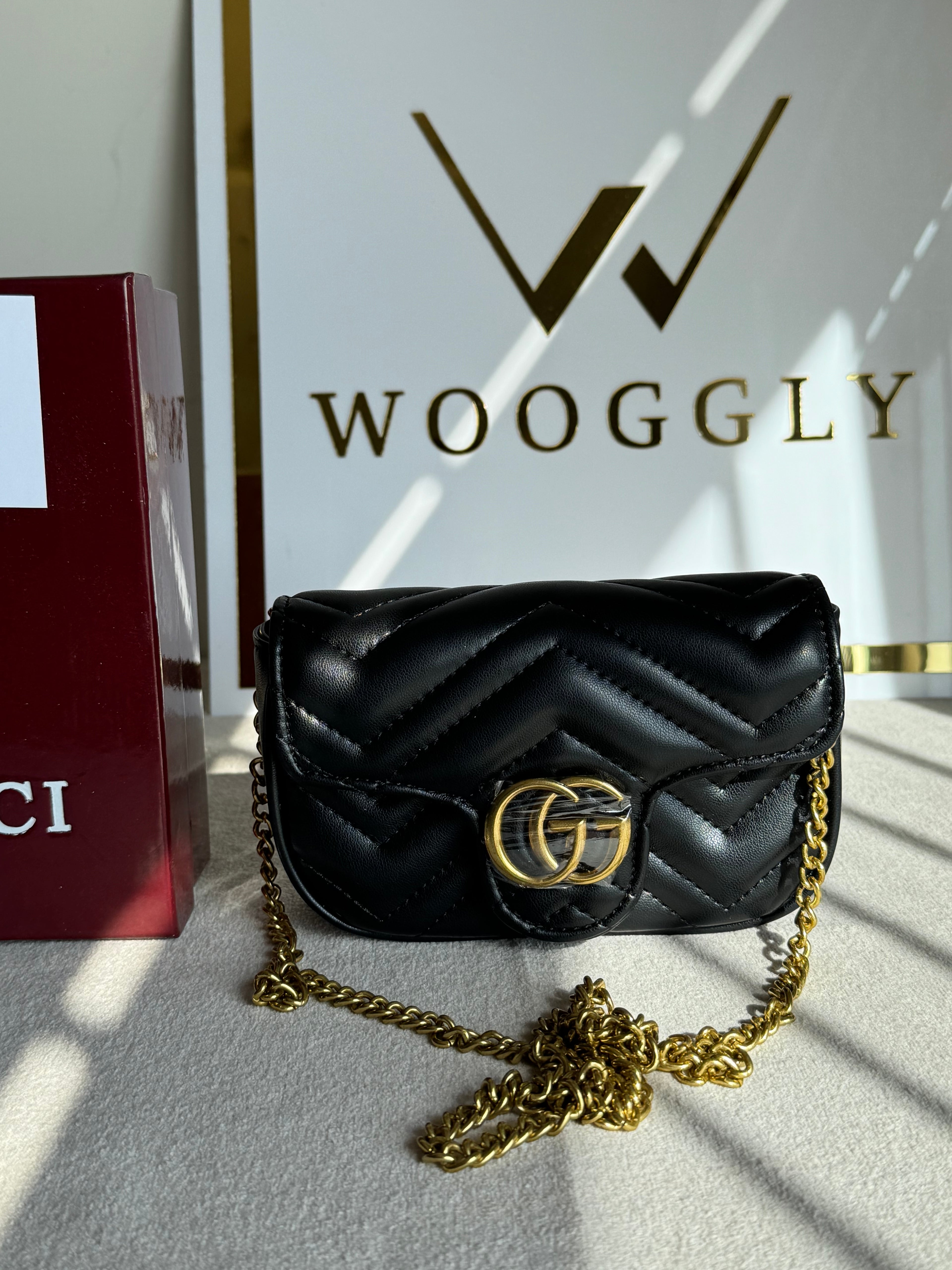 Gucci Signature Bag SMALL - Black with Box Packing