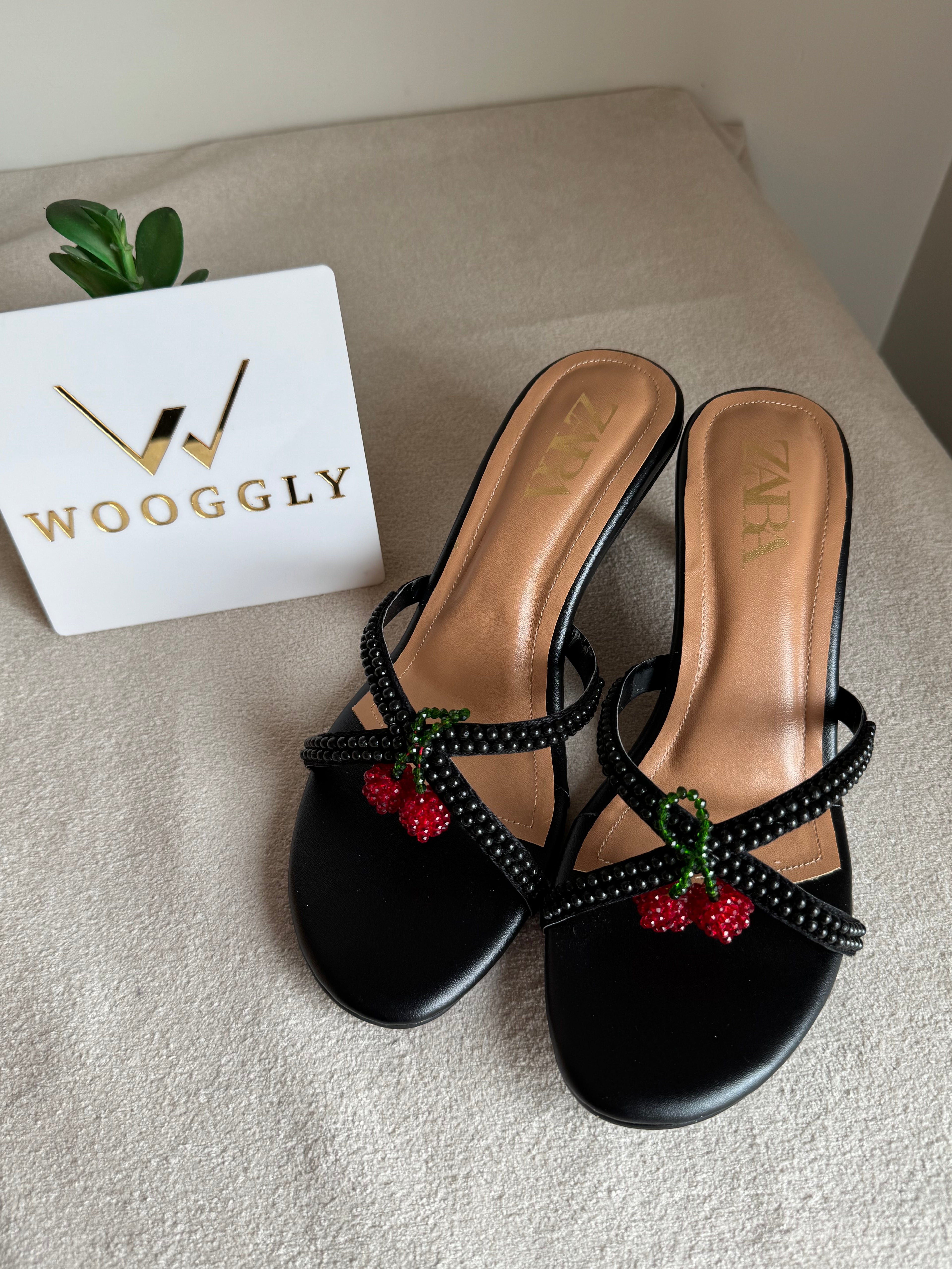 Cute Zara Cherry Heels Black