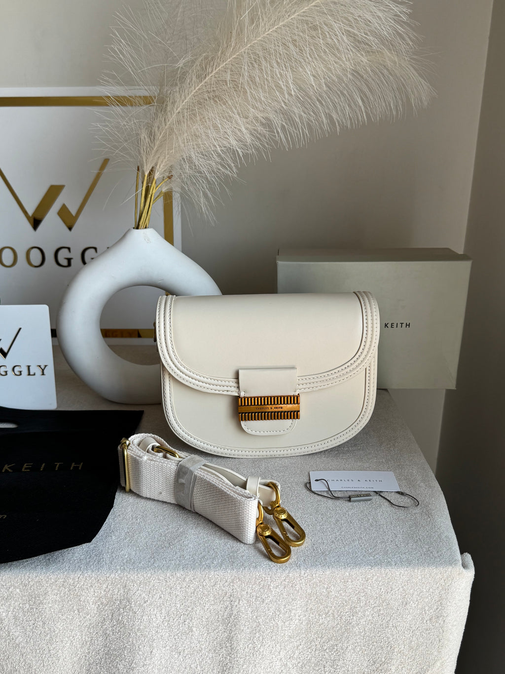 Premium C&K Mia Bag with PROPER PACKING Cream