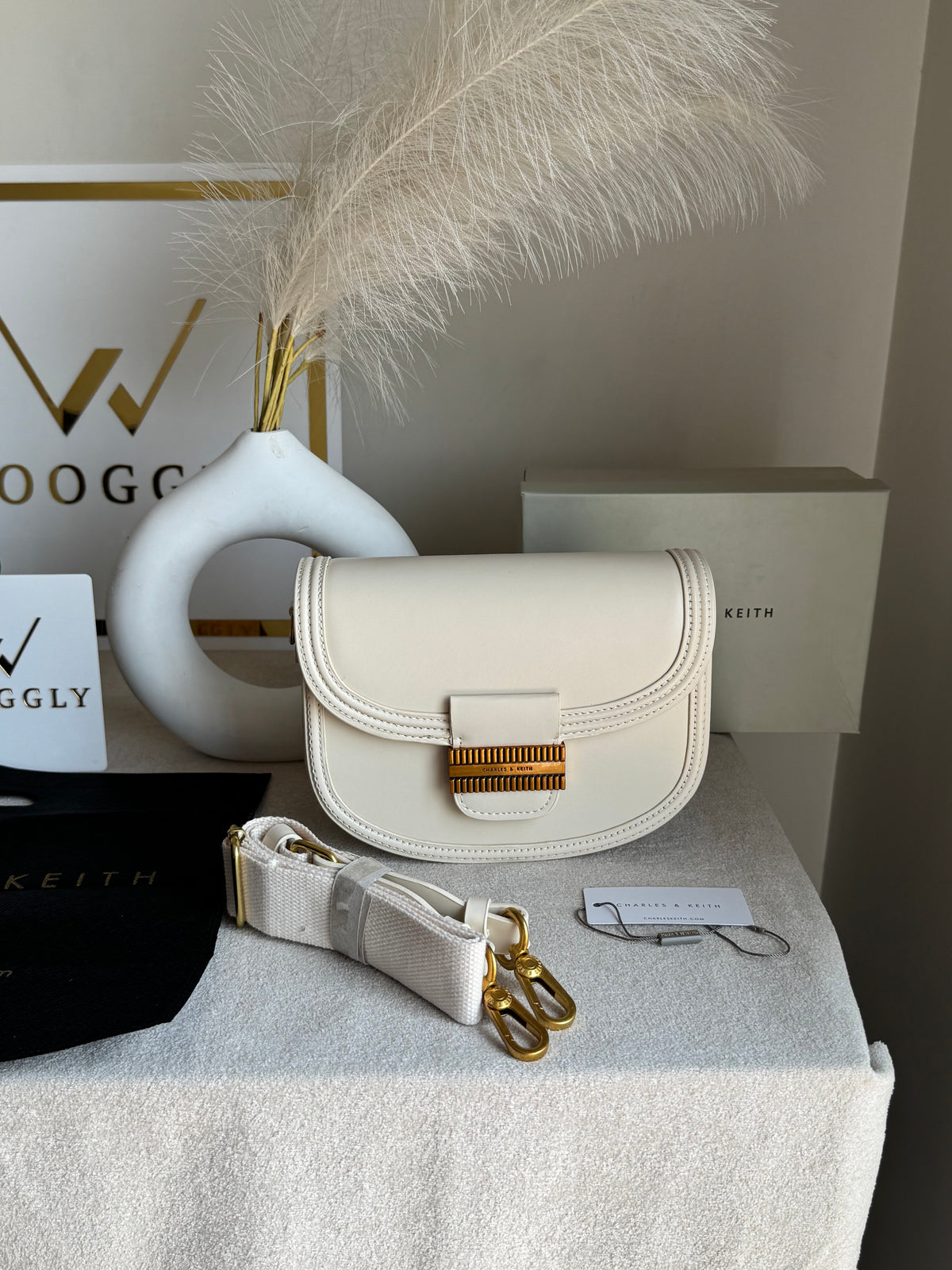 Premium C&K Mia Bag with PROPER PACKING Cream
