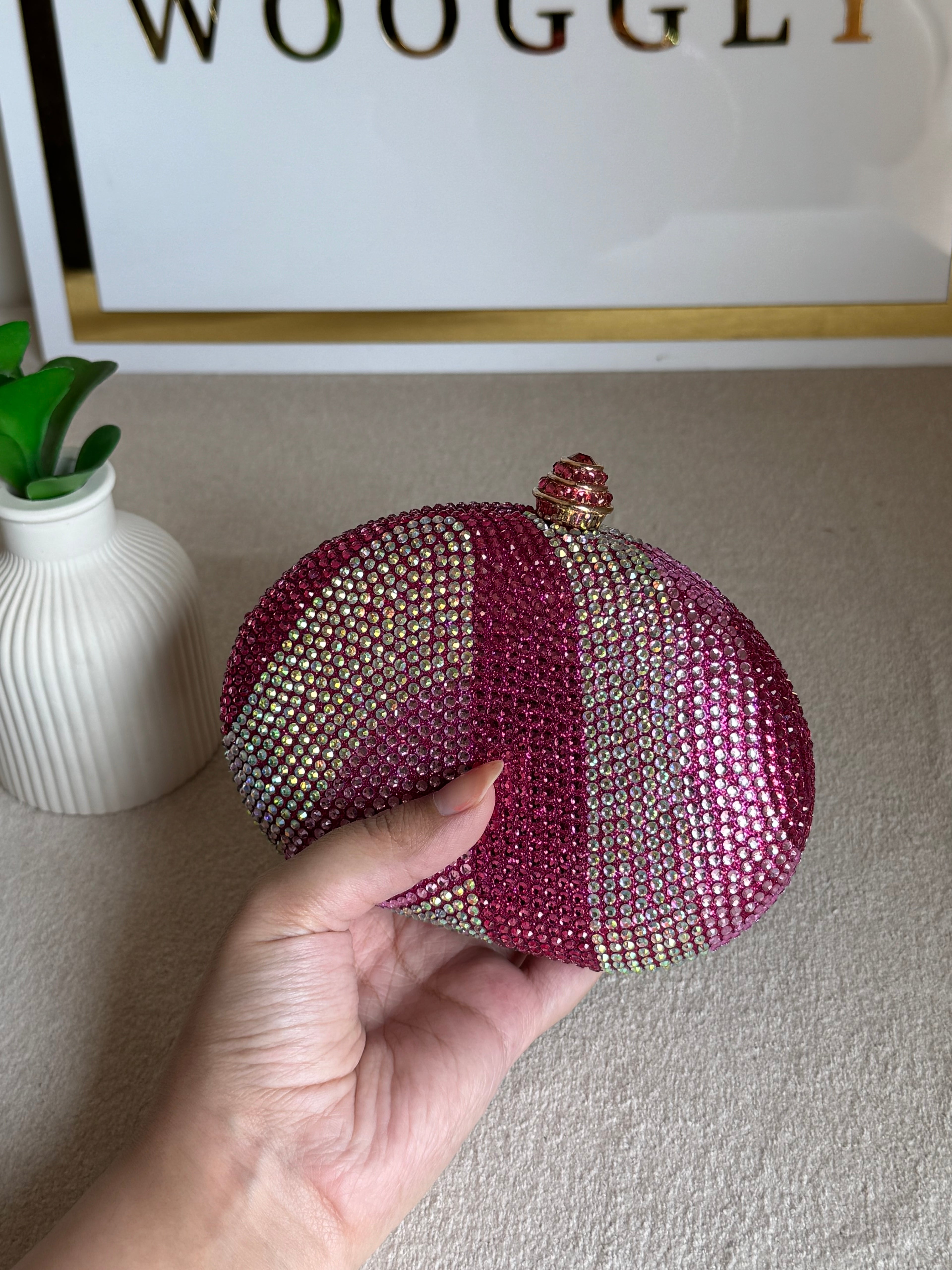 High Quality Luxe Statement Clutch - Pink
