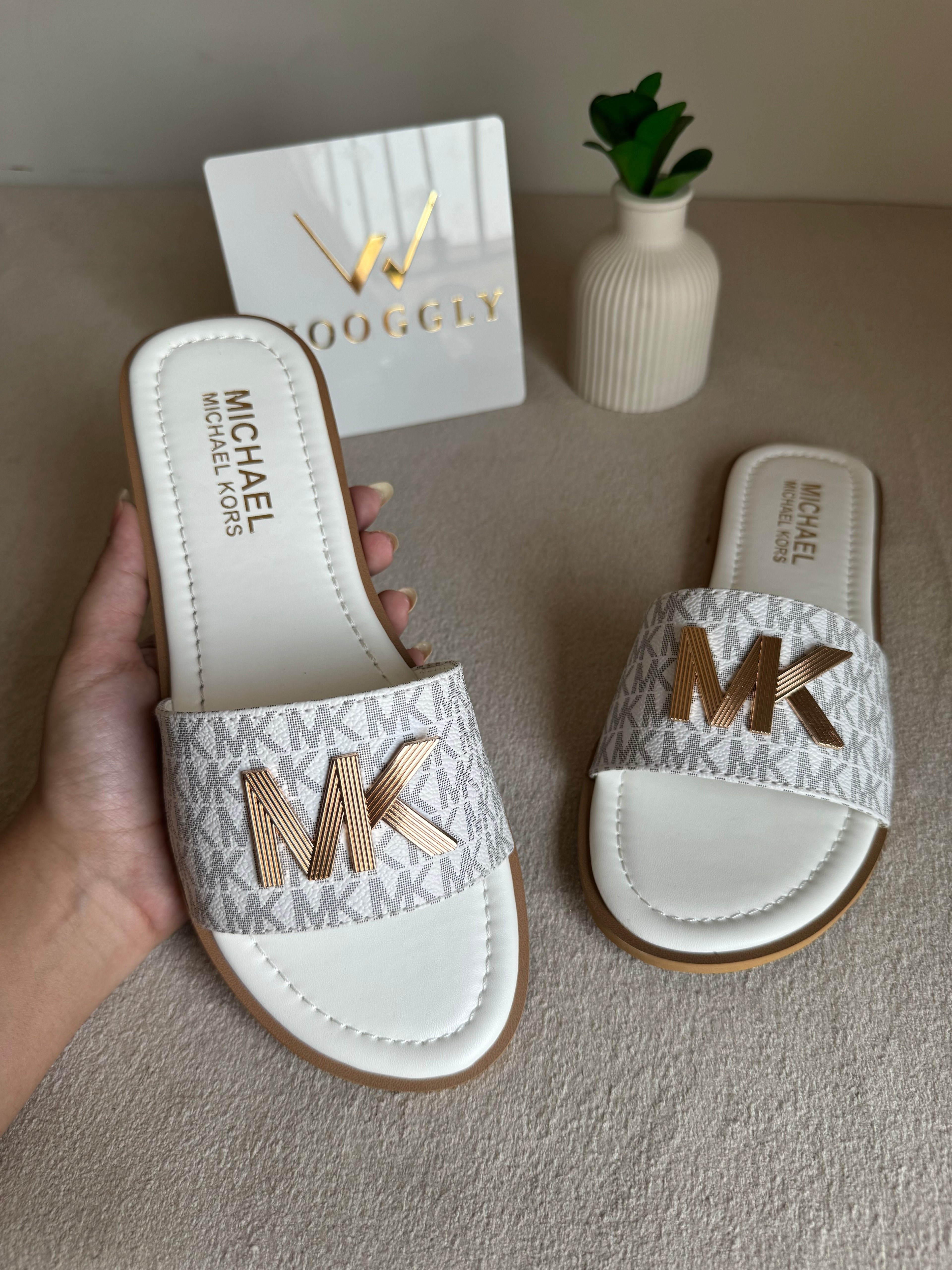 Viral MK Slides - White