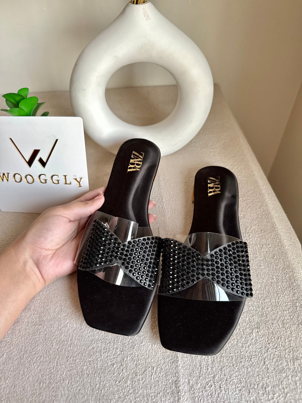 Zara Glitter Bow Slides - Black
