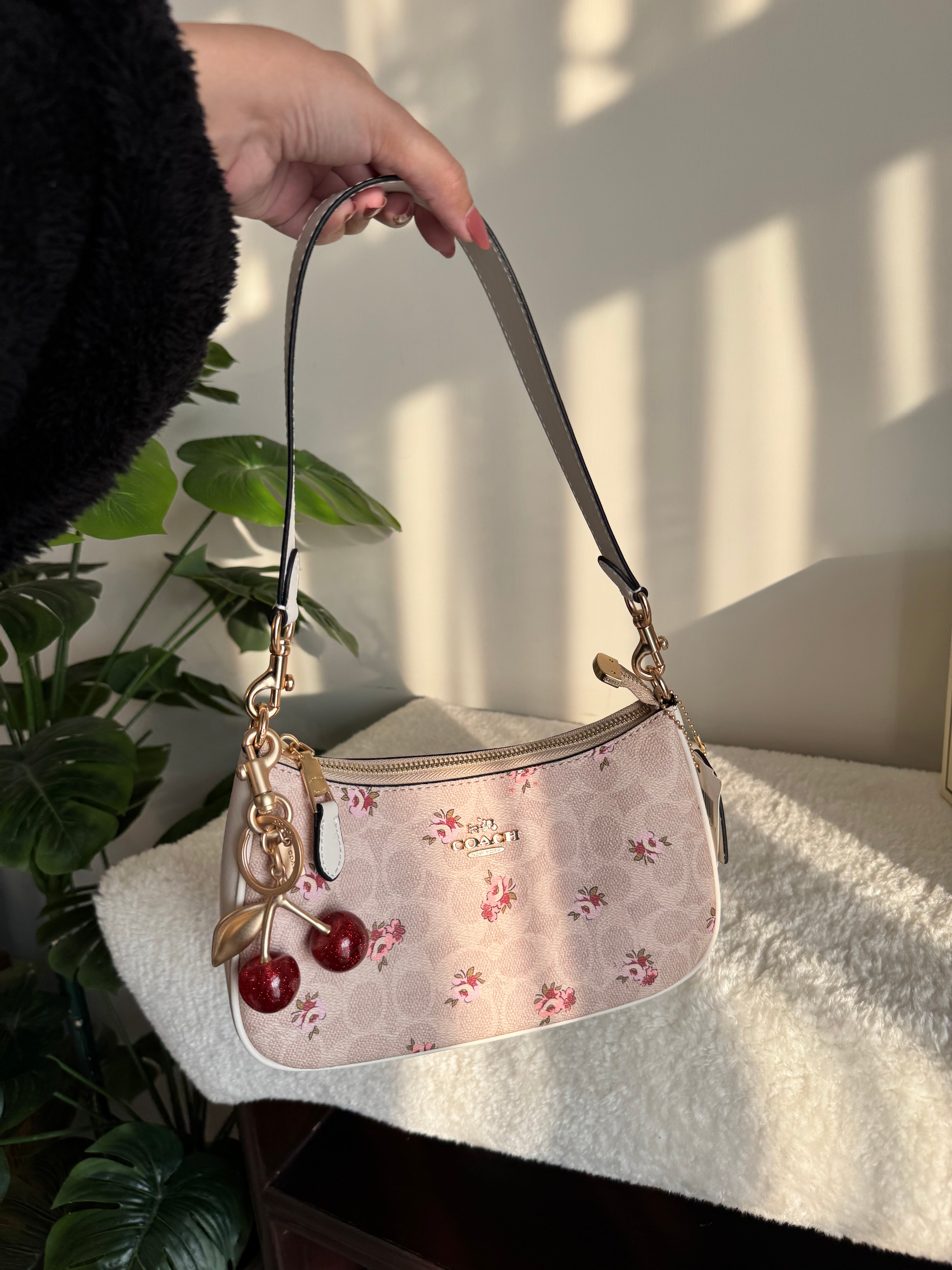 COACH TERI PREMIUM with Coach Cherry Charm (Floral) - BOX PACKING