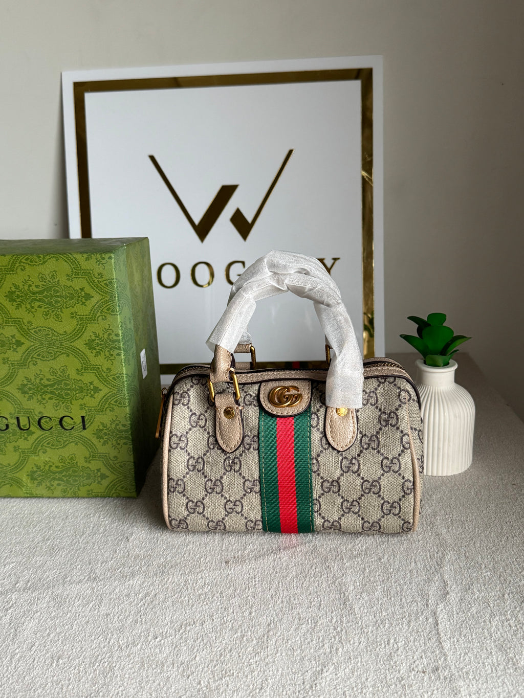 Gucci Mini Duffle Bag - Beige
