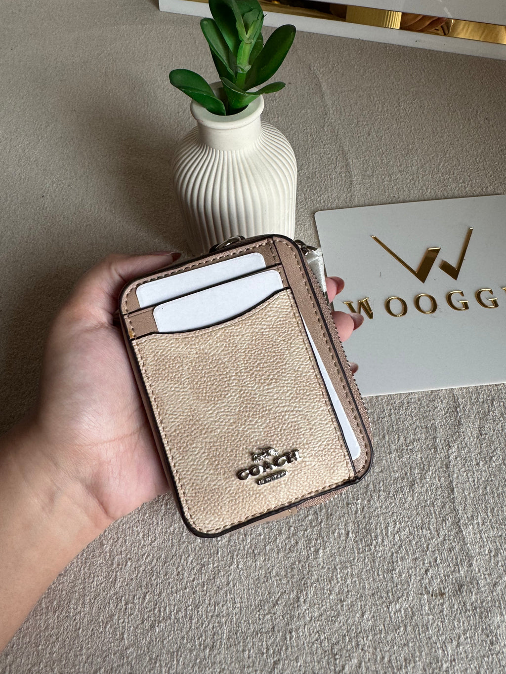 Coach Zip Card Case - Beige