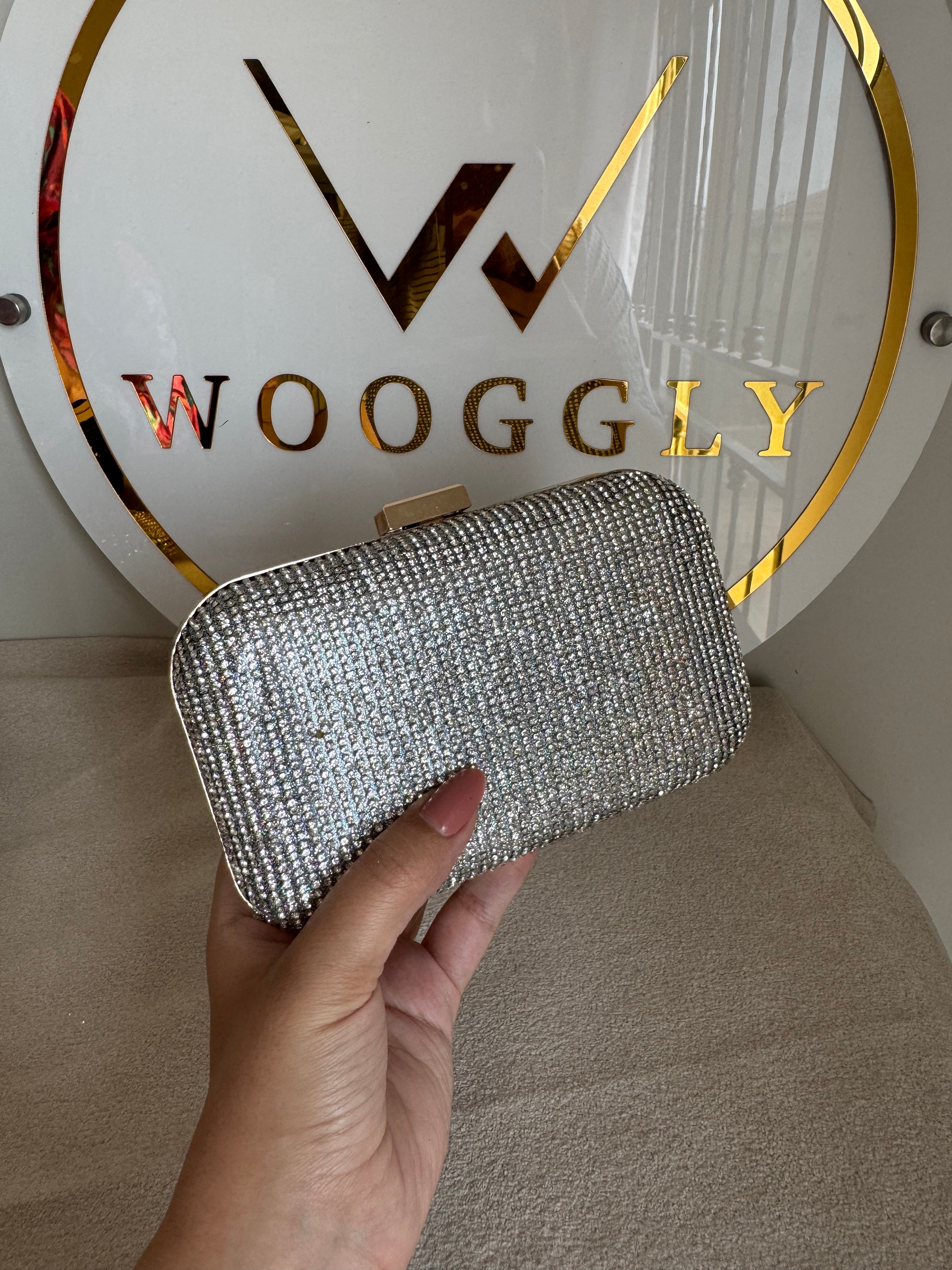 Mehar Shimmer Clutch - Silver