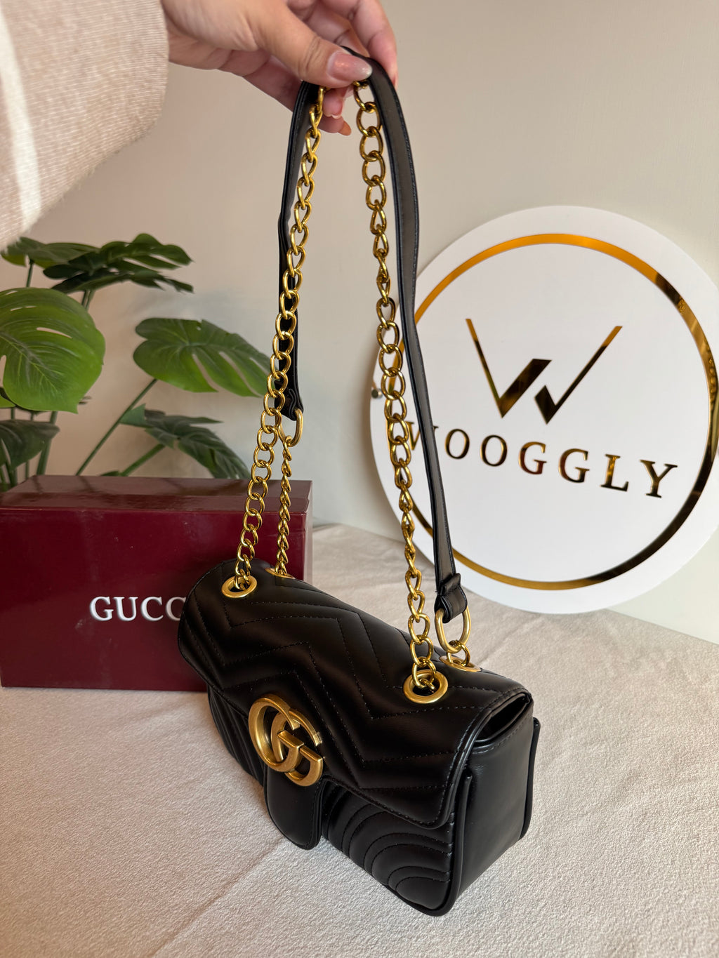 Gucci Signature Bag MEDIUM - Black with Box Packing