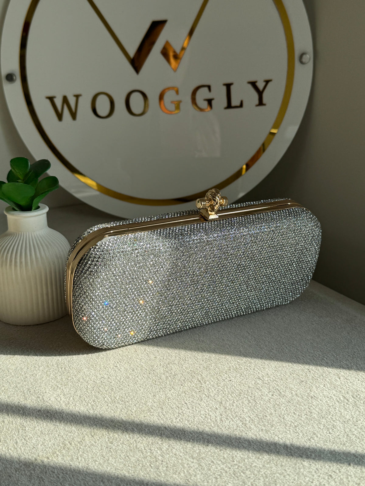 Bottega Shimmer Clutch - Silver with Chain