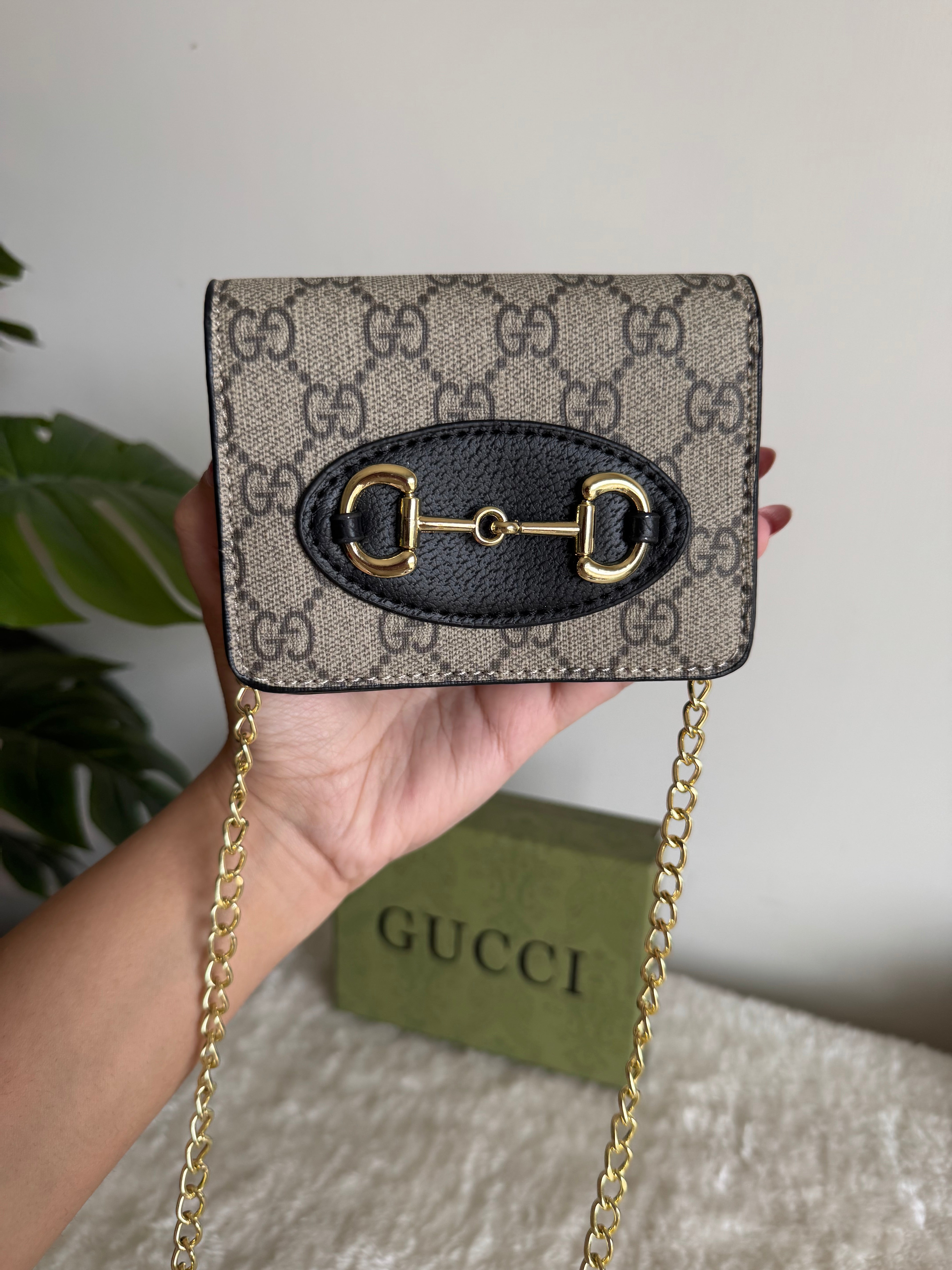 Gucci Wallet with Detachable Chain - Black