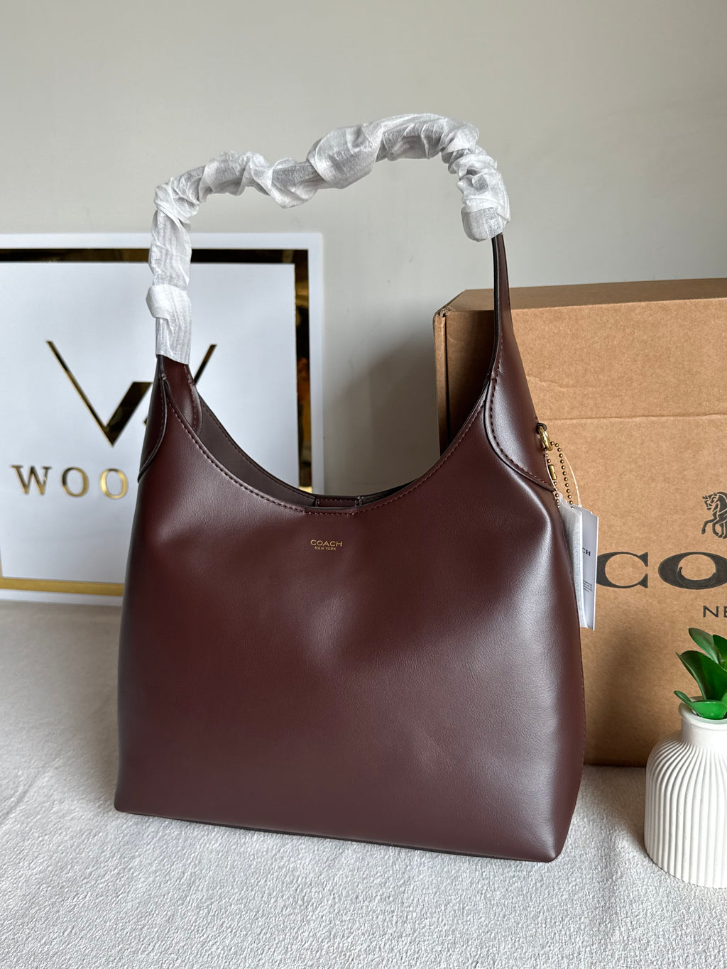 COACH Brooklyn Burgandy PREMIUM- MAGNETIC BOX PACKING