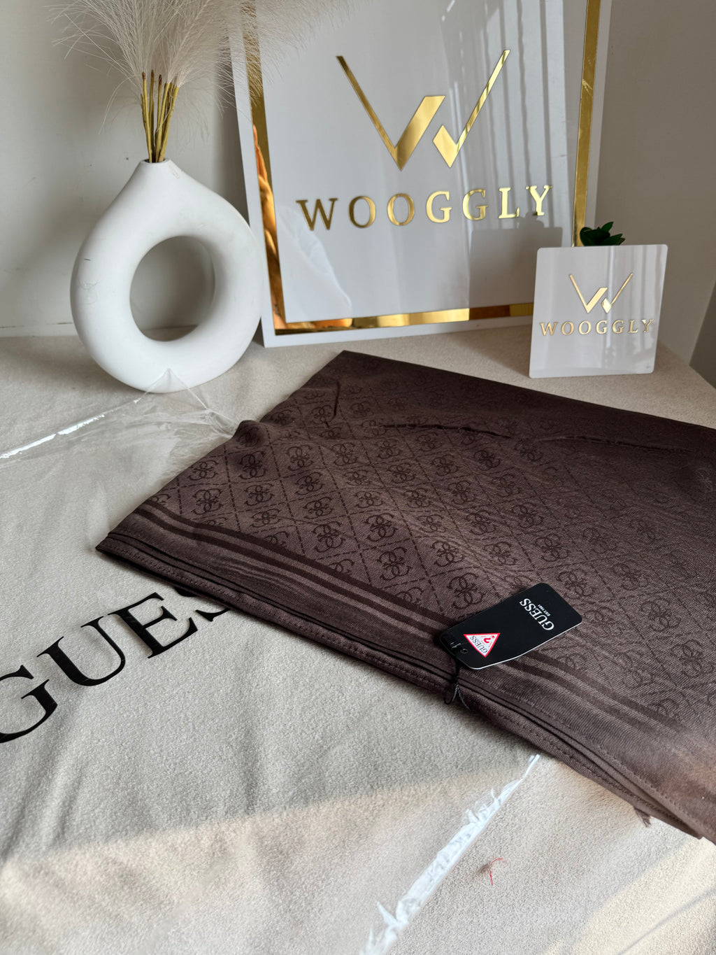 Guess Stoller Brown