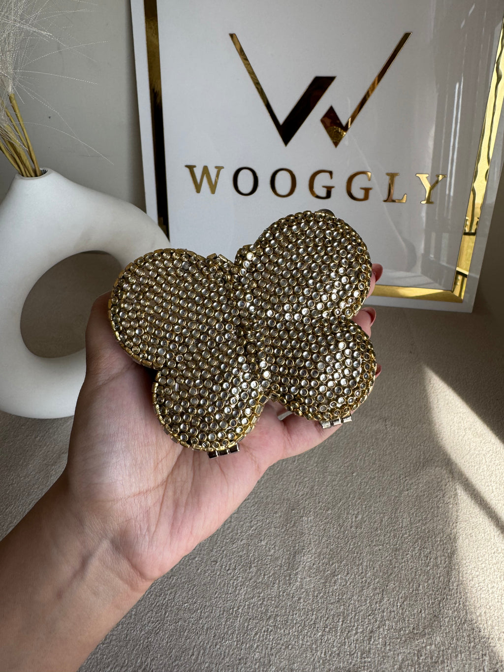 Kundan Classic Butterfly Clutch - Gold with Chain