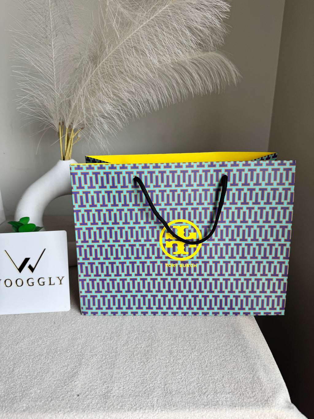 Gift Bag - Tory Burch - Medium (ONLY FOR PICK UP OR INDRIVE CUSTOMERS IN LAHORE)
