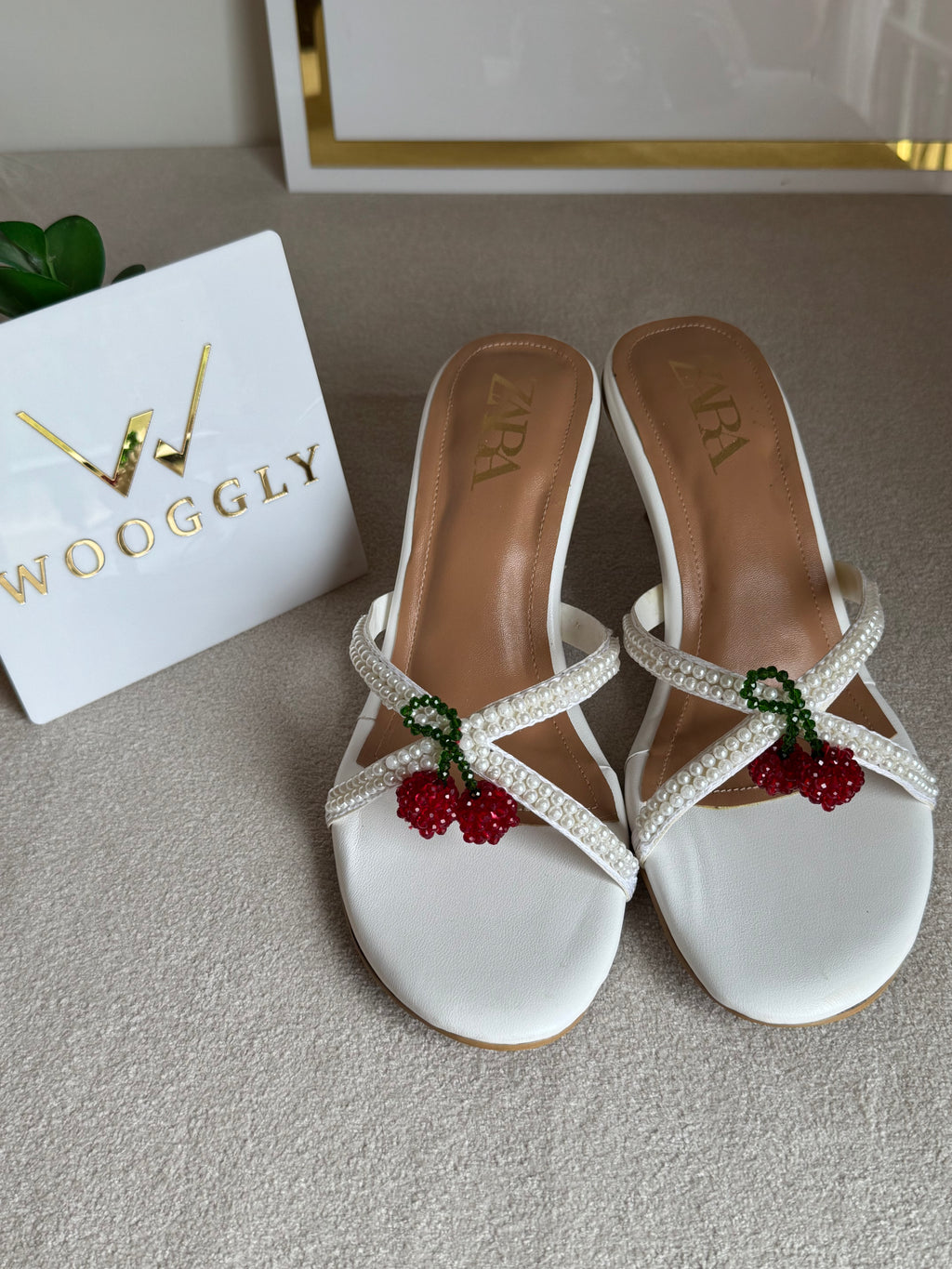 Cute Zara Cherry Heels White