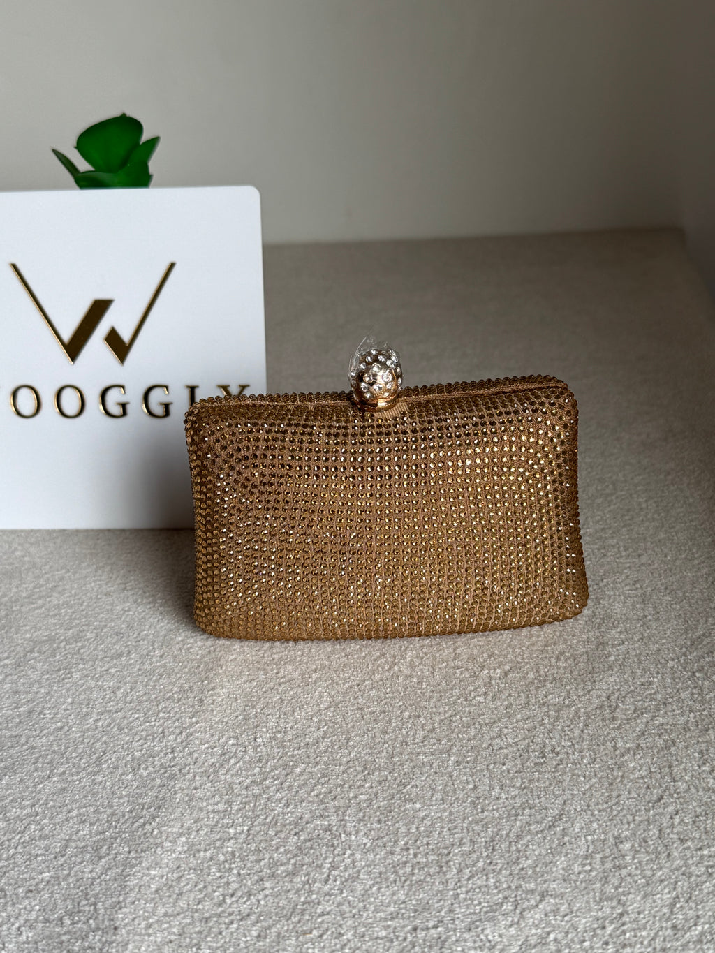 Icon Clutch Champagne