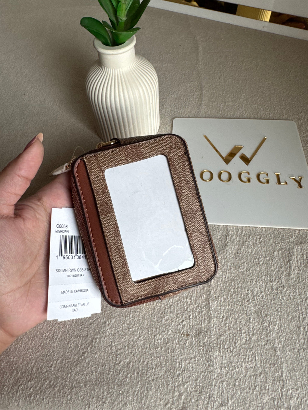 Coach Zip Card Case - Apricot with Chocolate Brown