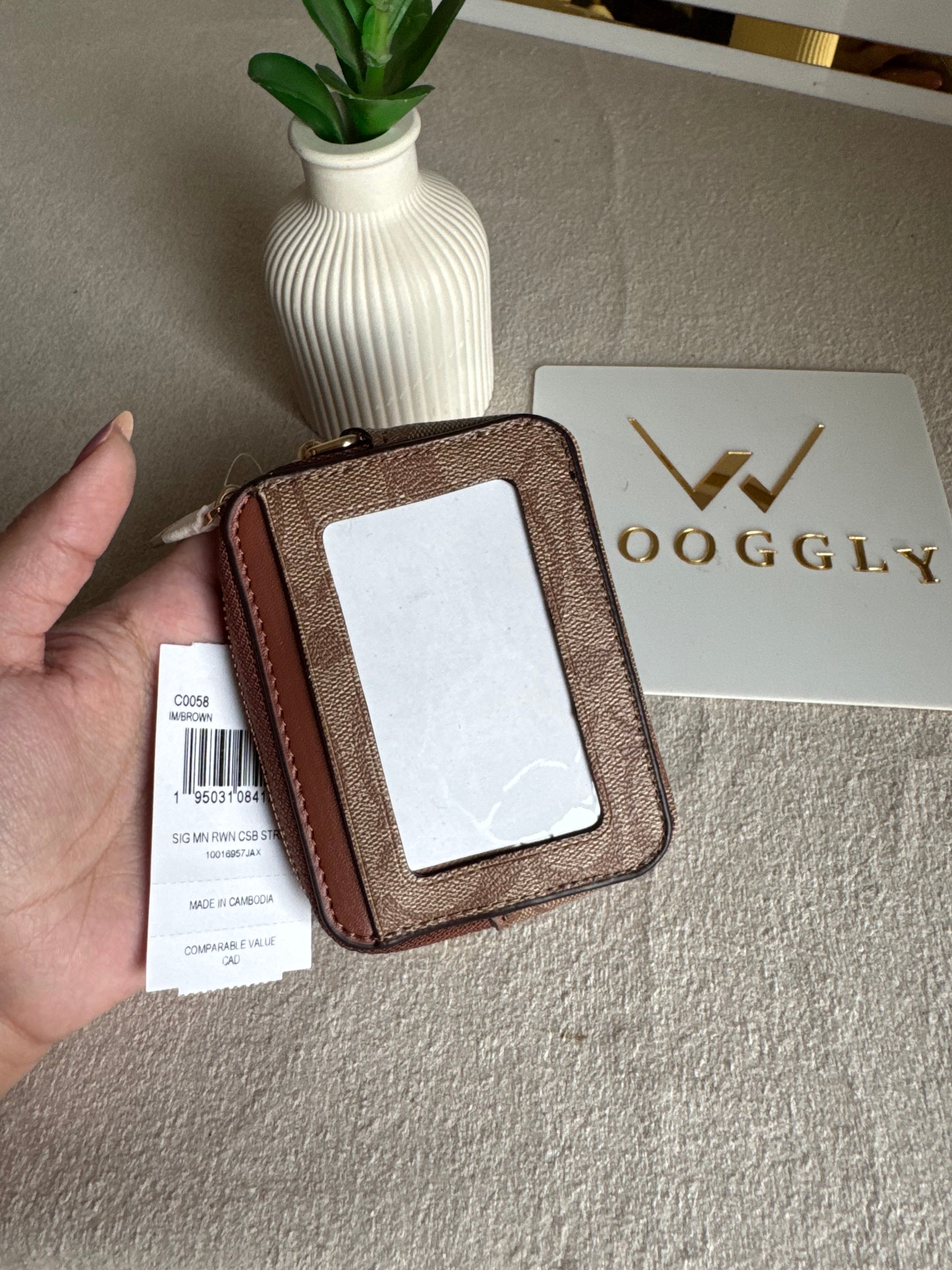 Coach Zip Card Case - Apricot with Chocolate Brown