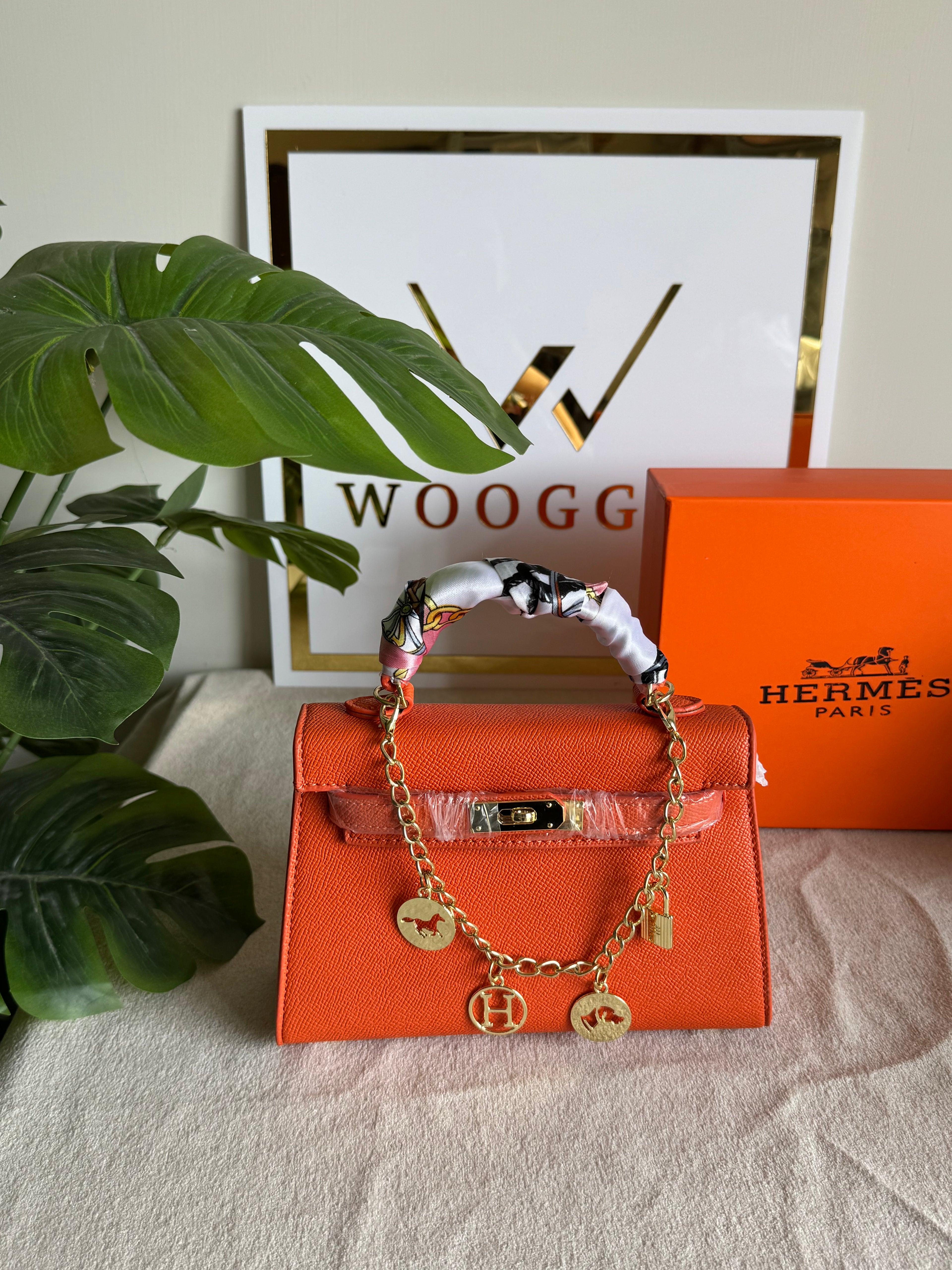 Hermes Kelly BOX PACKING with Chain and Scarf (Orange)