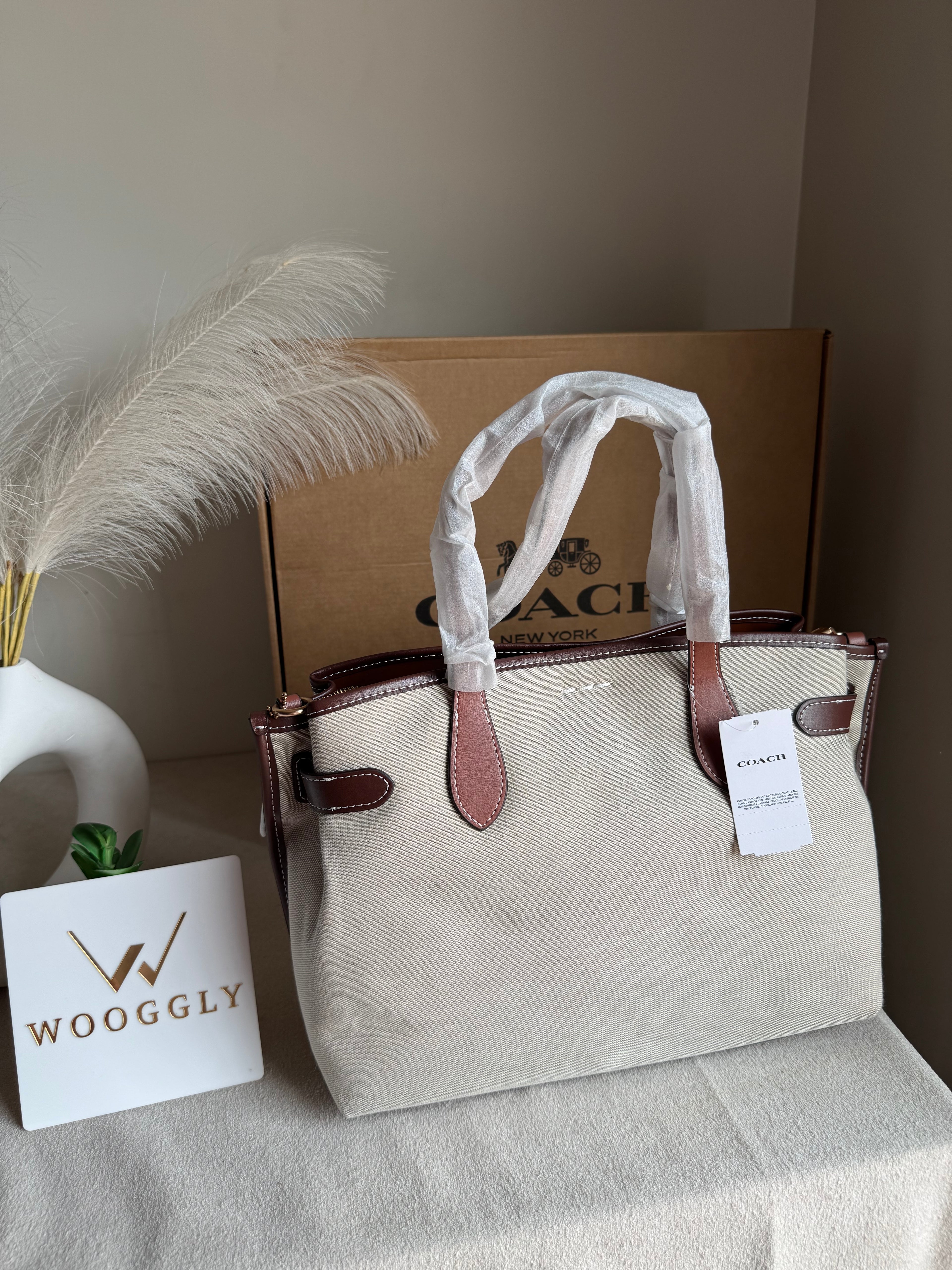 COACH PREMIUM Hand Bag (Brown Jute) BOX PACKING