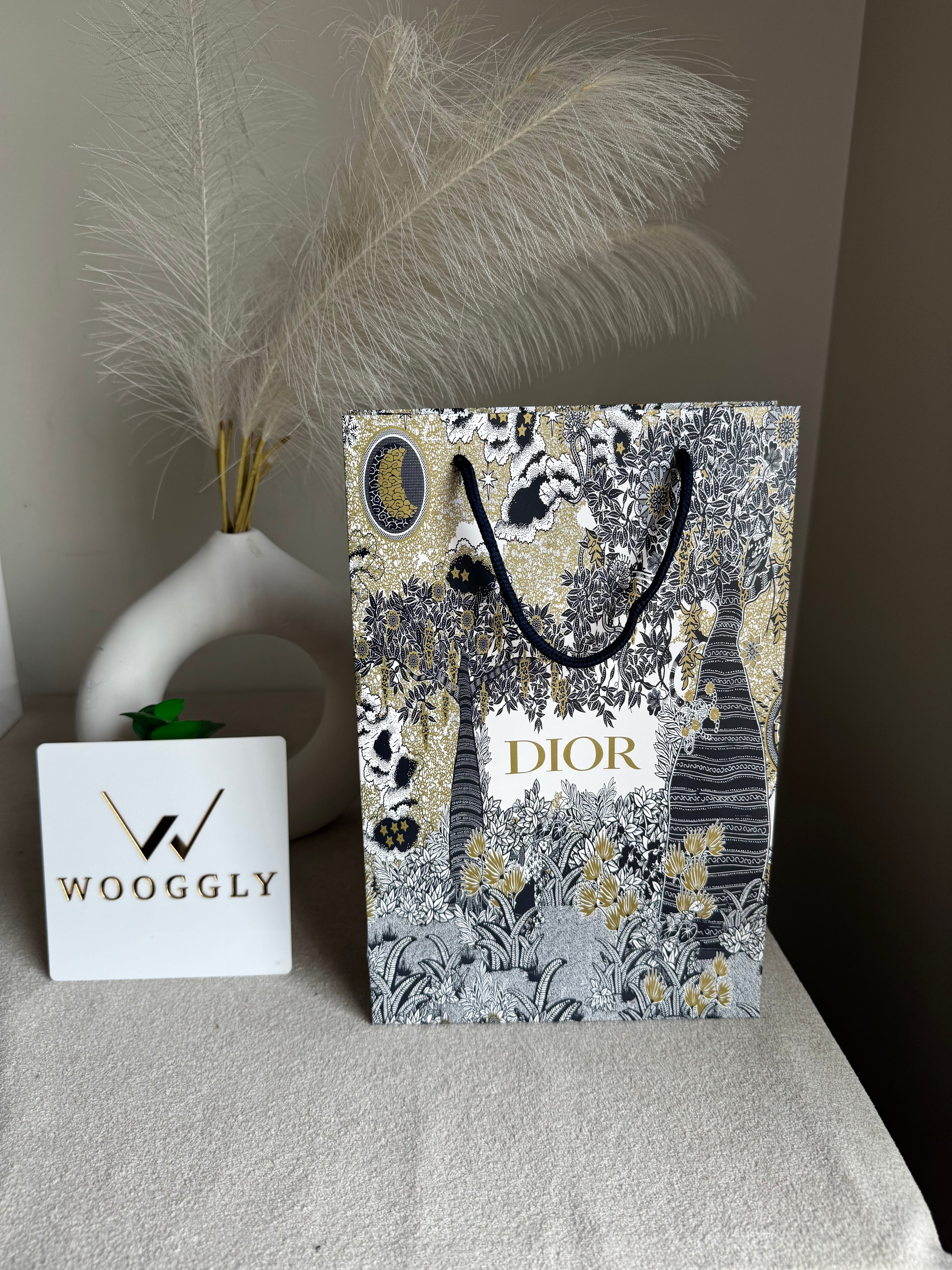 Gift Bag - Dior - Small (ONLY FOR PICK UP OR INDRIVE CUSTOMERS IN LAHORE)