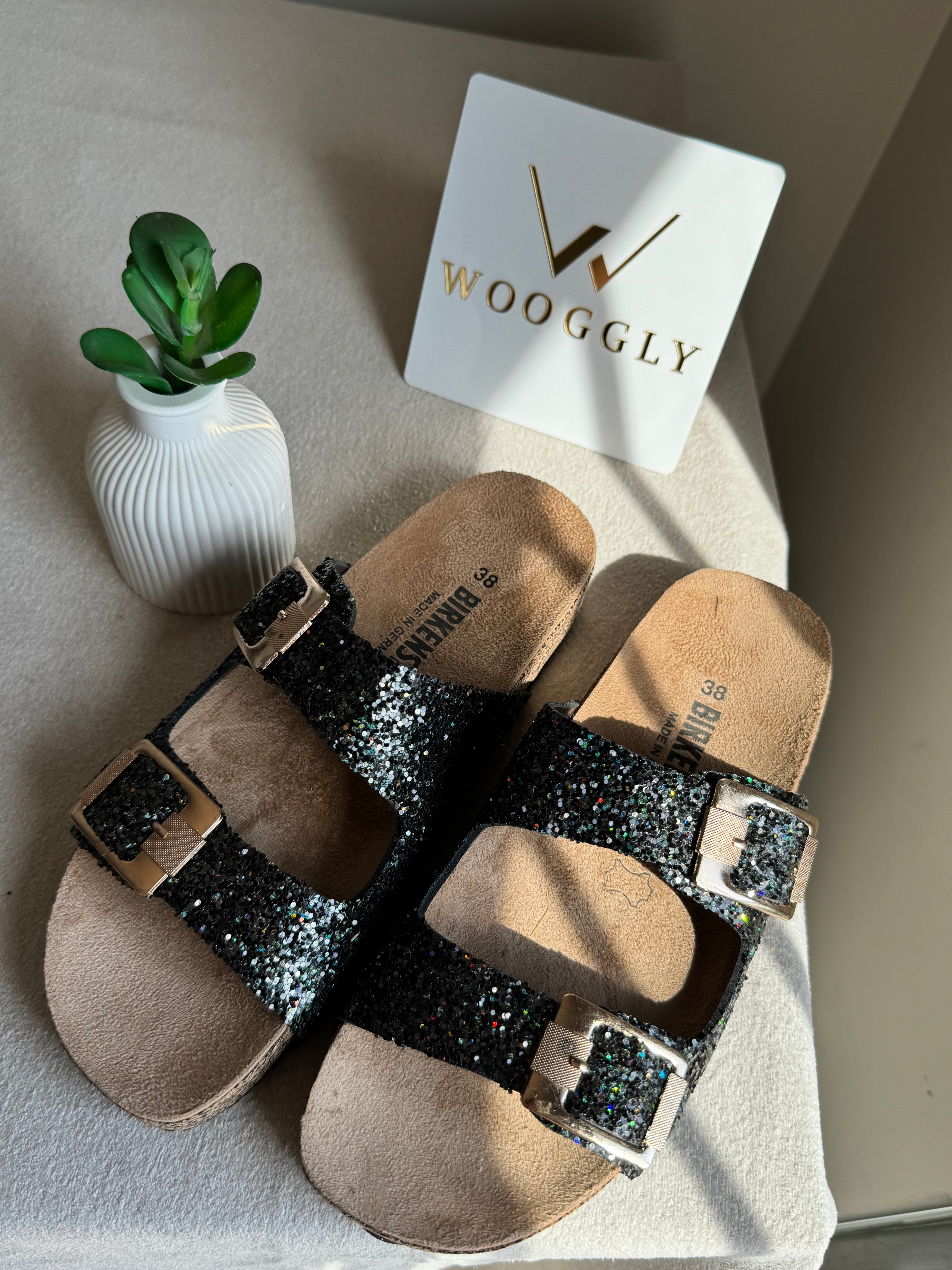 Viral Birkenstock Comfy Sandals - Glam Black