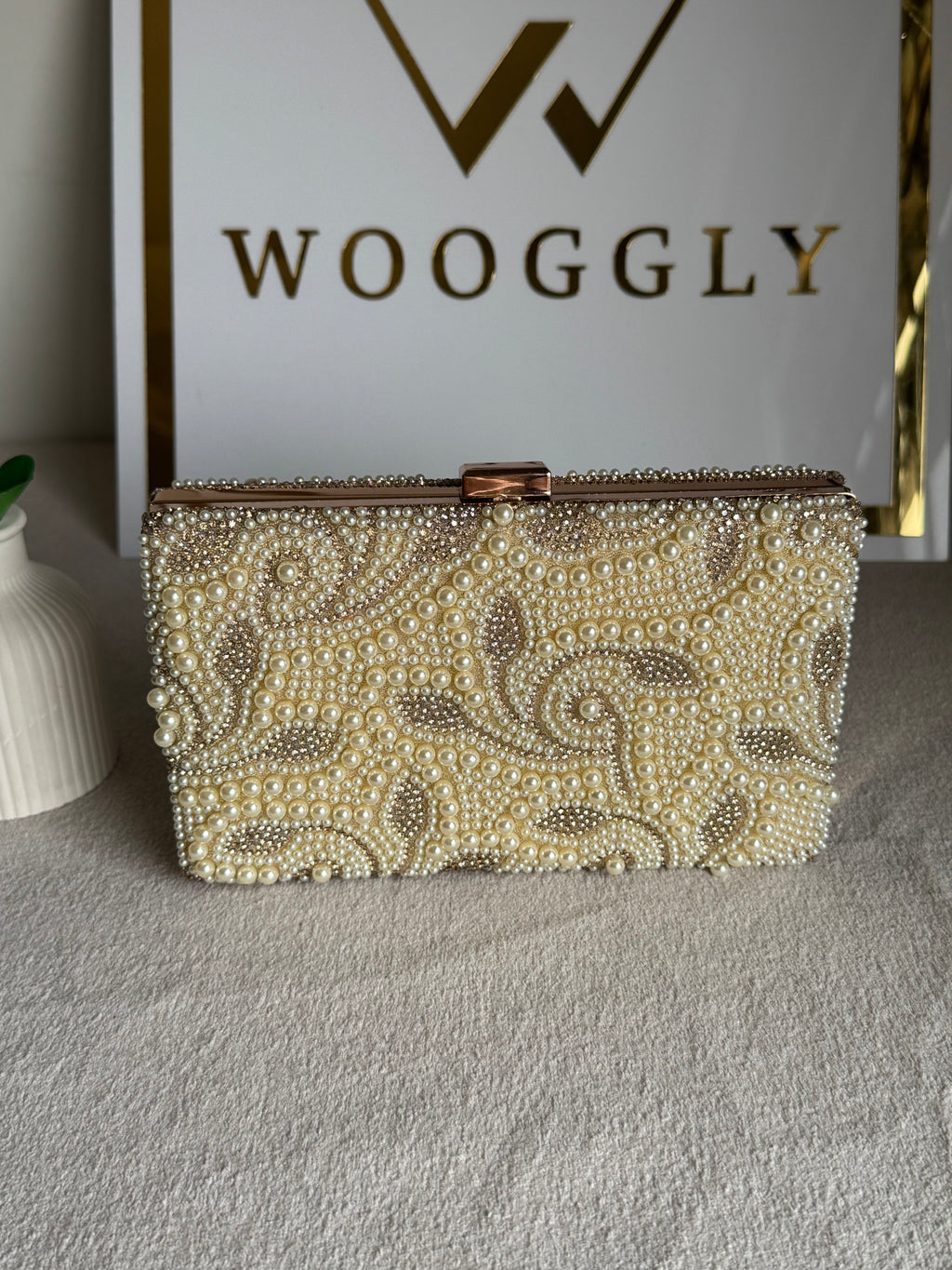 Slay Pearl Clutch