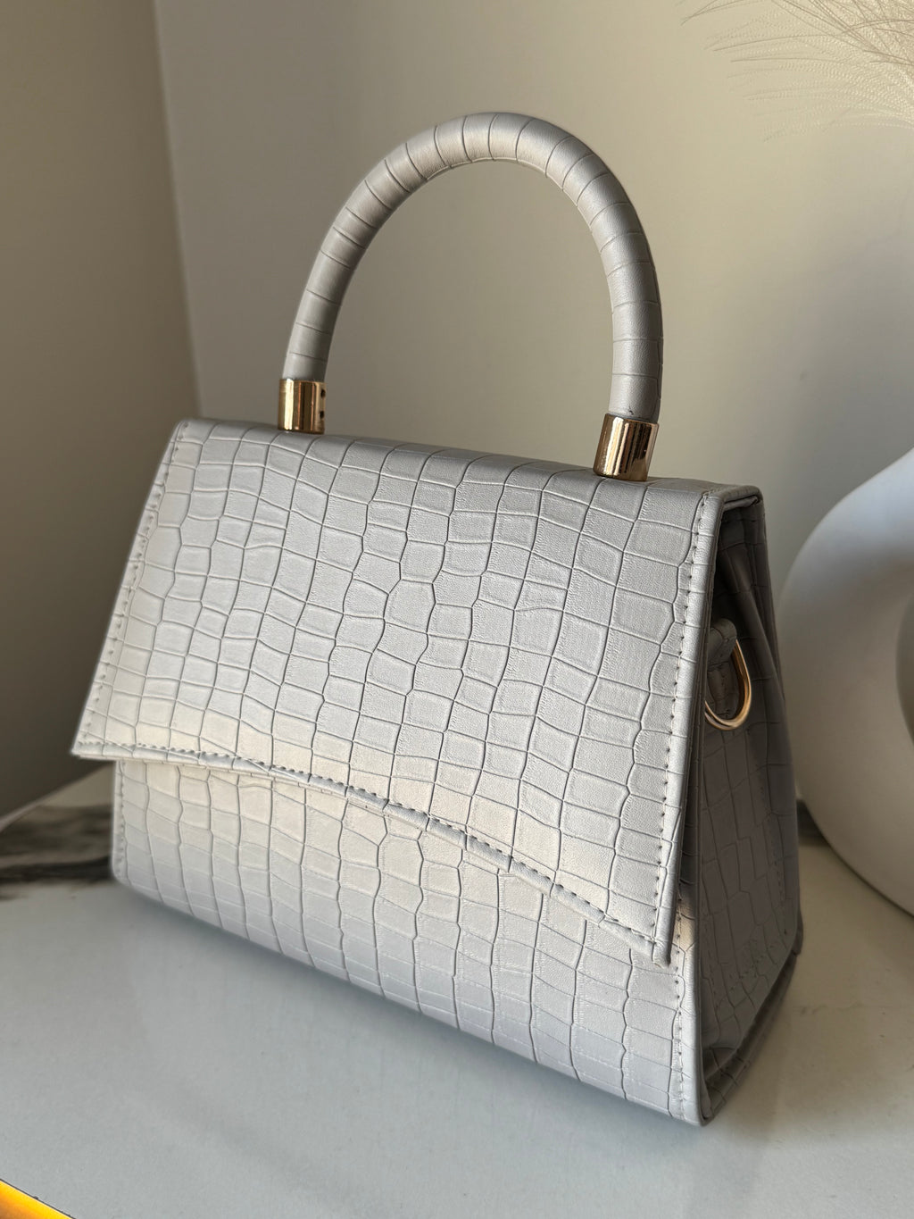 Elara Classic Bag with Strap - Grey