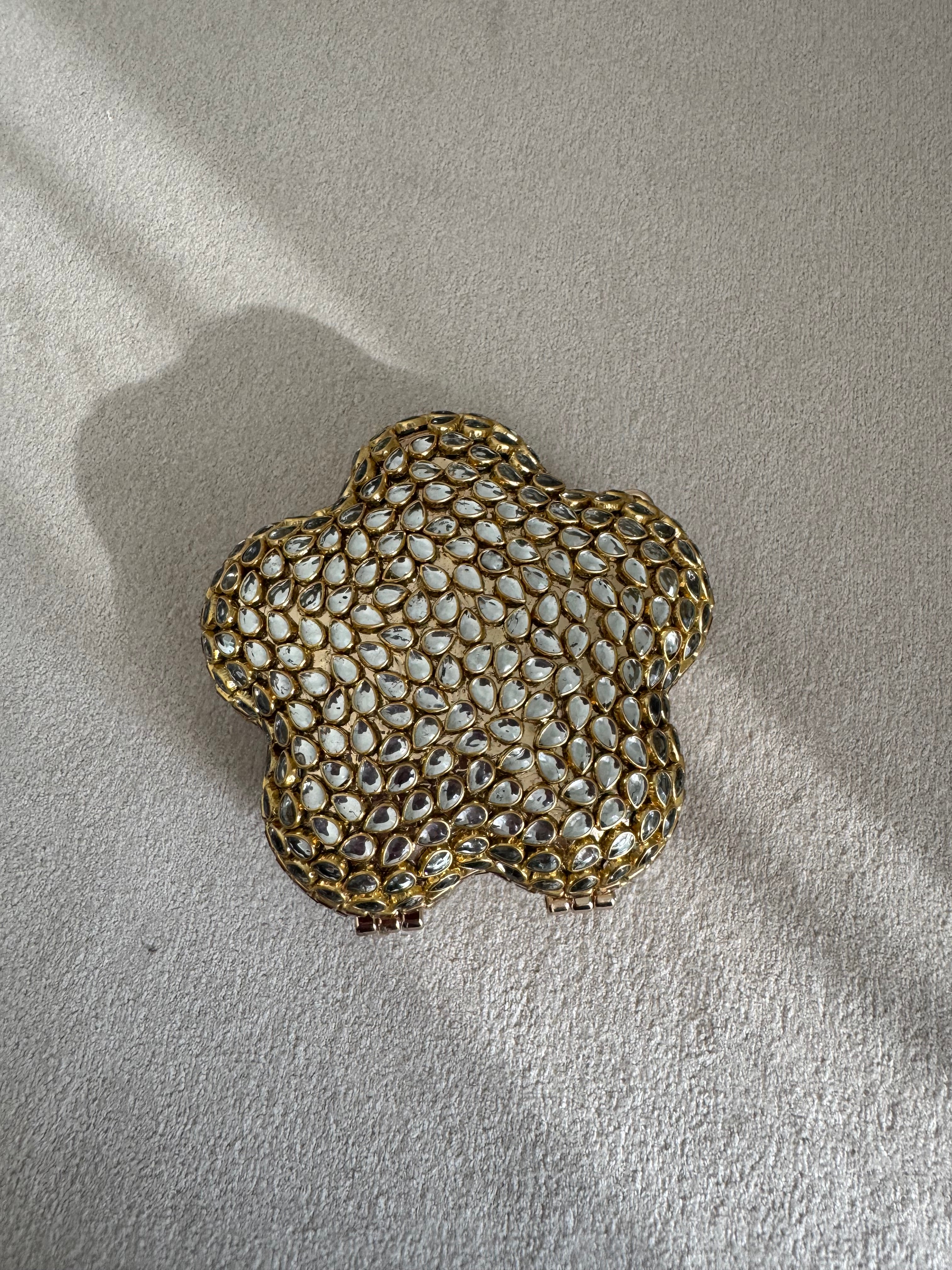 Kundan Star Clutch - Gold with Chain