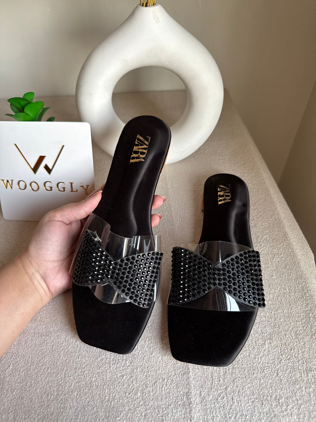 Zara Glitter Bow Slides - Black
