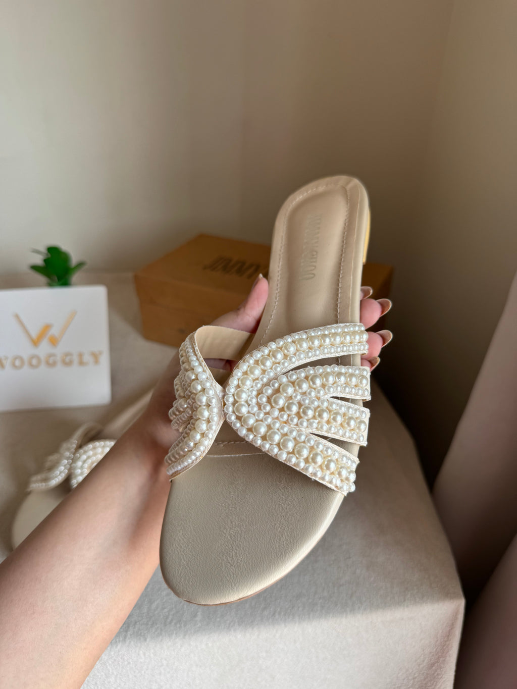 Jimmy Choo Pearl Slides - White
