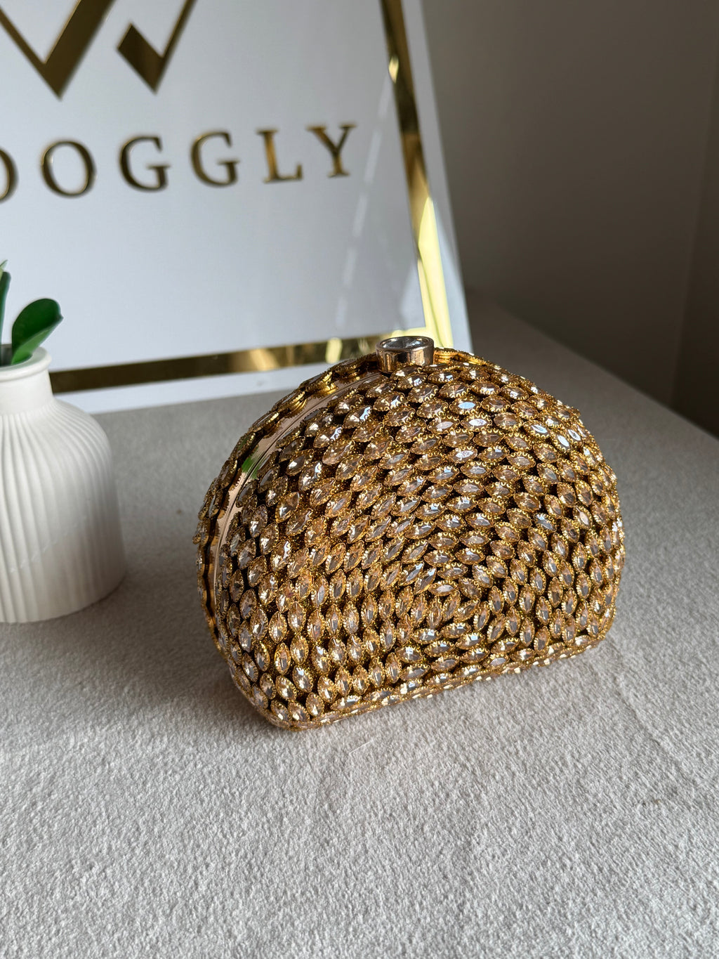 Zeenat Clutch (Gold)
