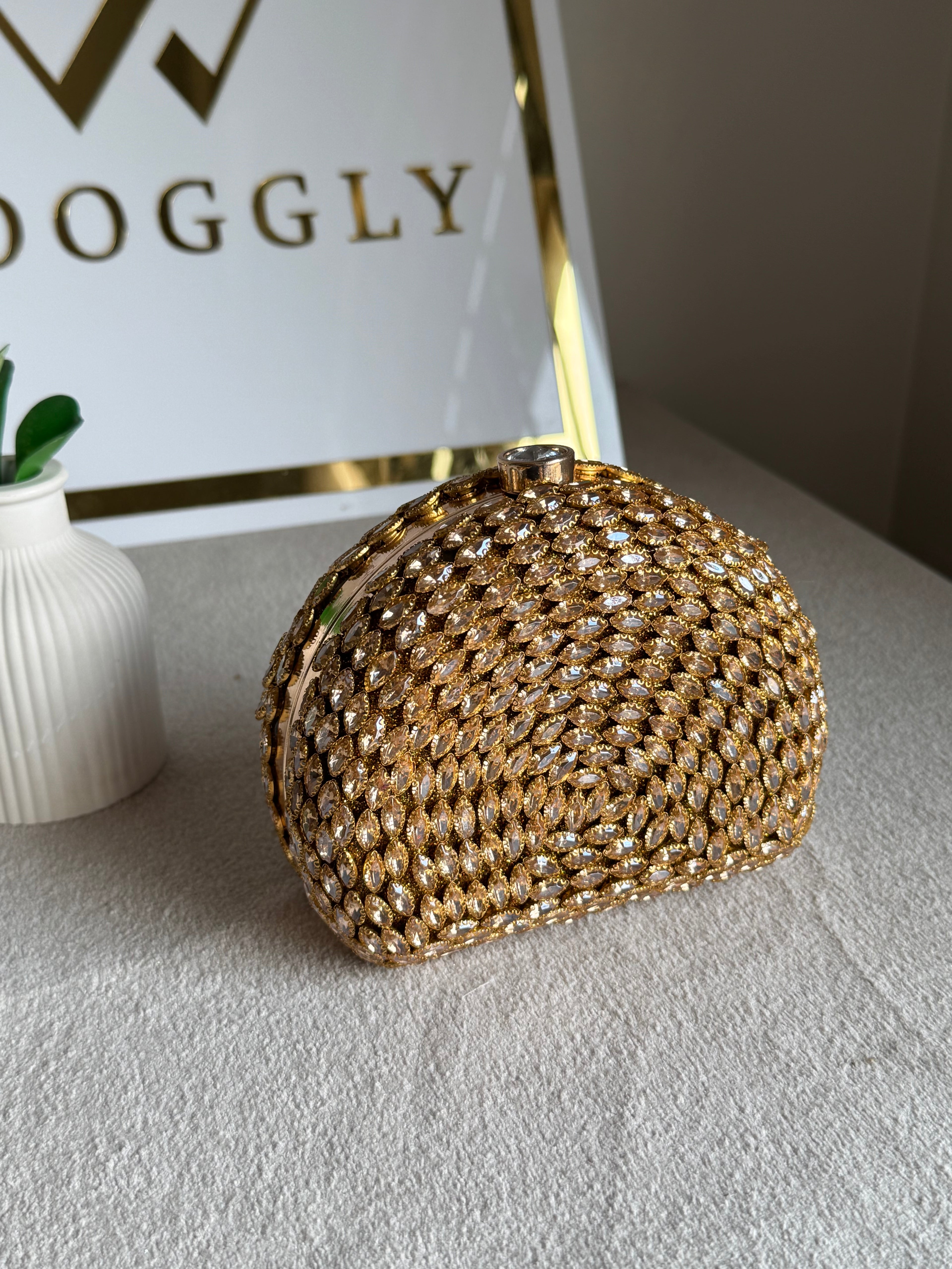 Zeenat Clutch (Gold)