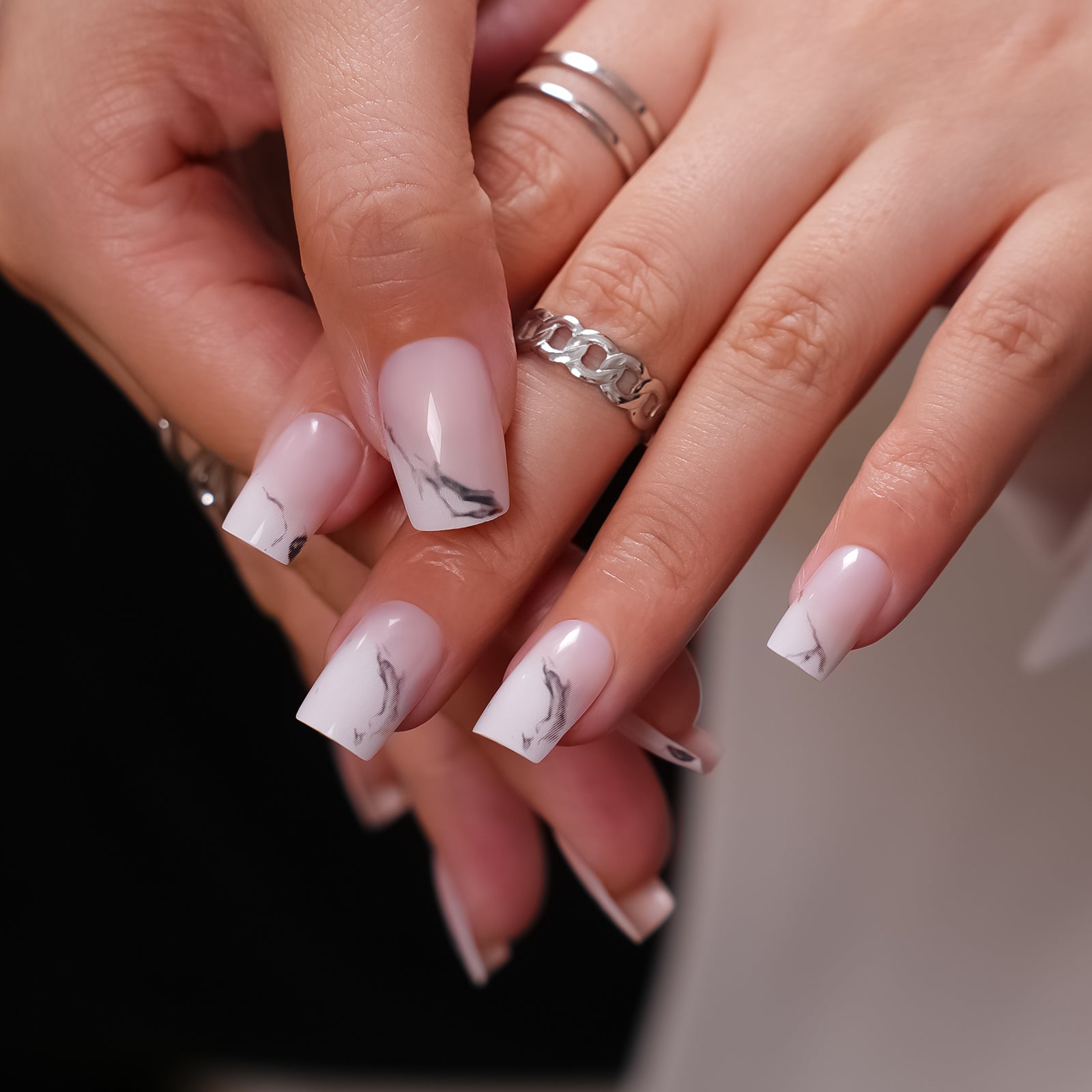 Luna Press On Nails - 24 Pieces Complete Kit