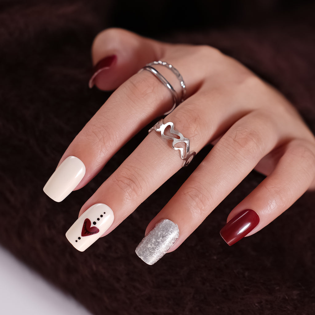 Glamorous Press On Nails - 24 Pieces Complete Kit