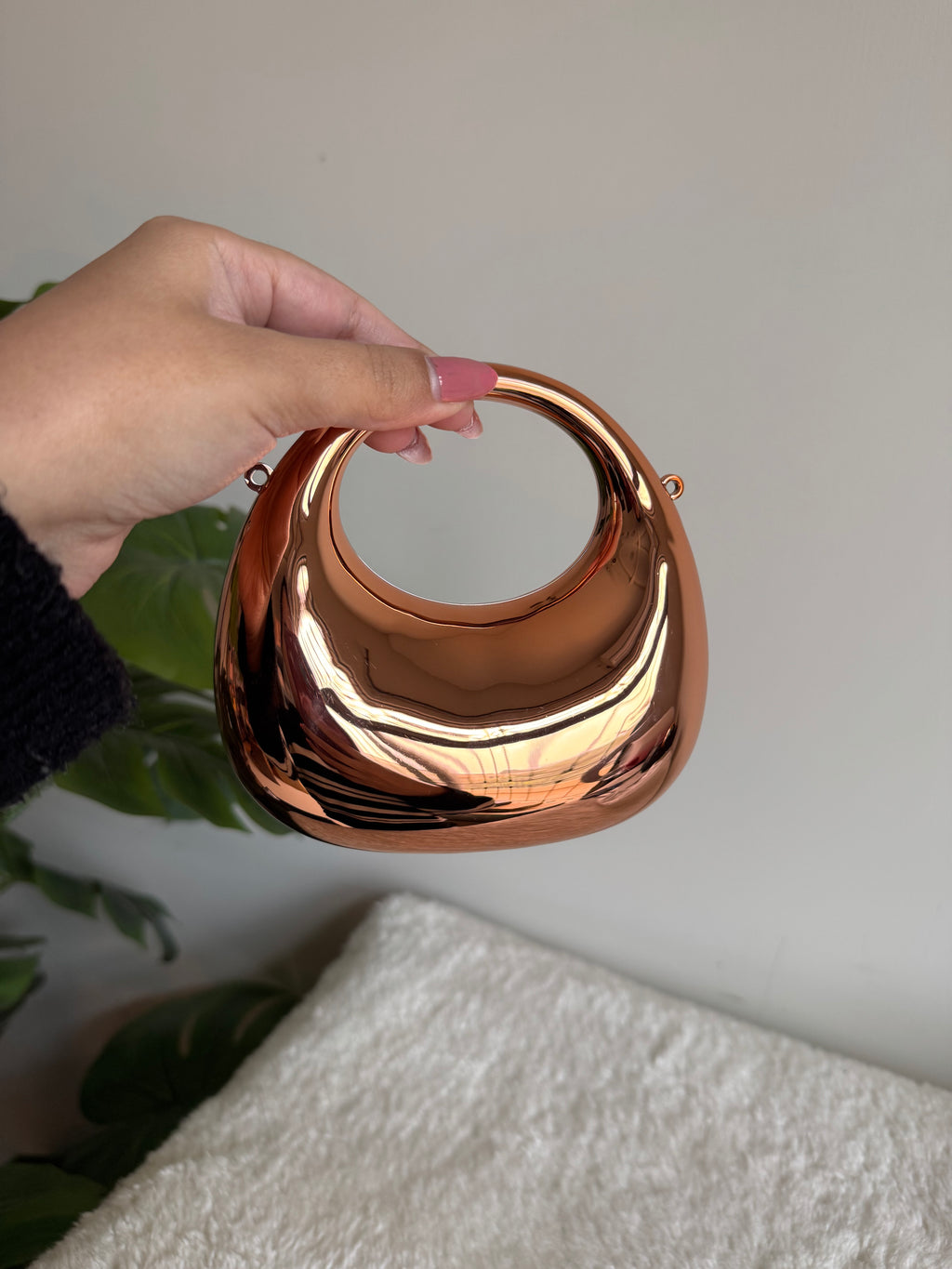 Viral Metallic Clutch with Chain - Mini Rose Gold