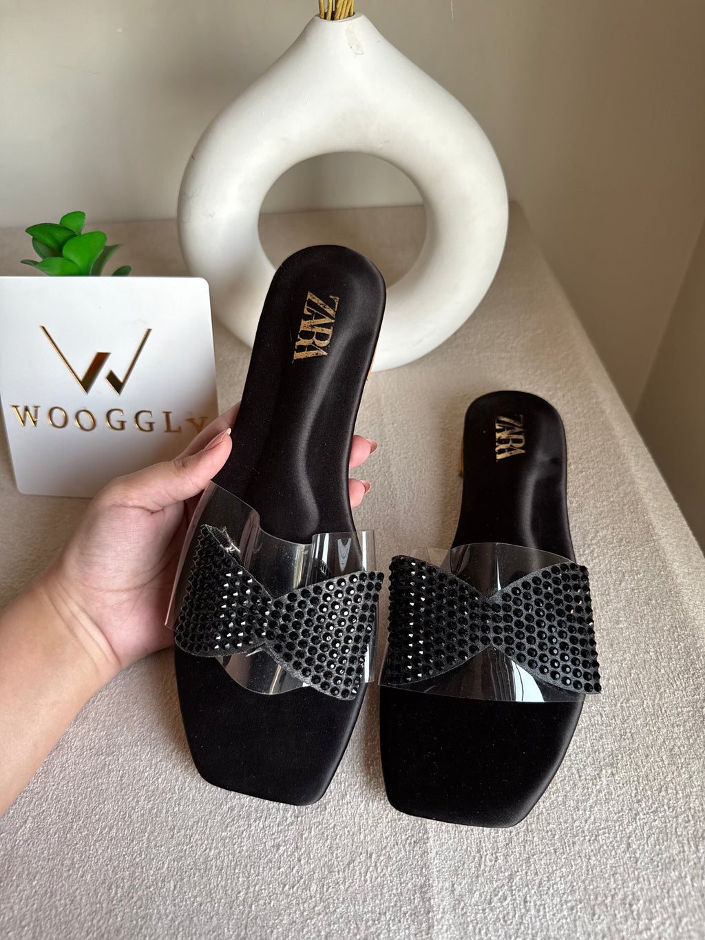 Zara Glitter Bow Slides - Black
