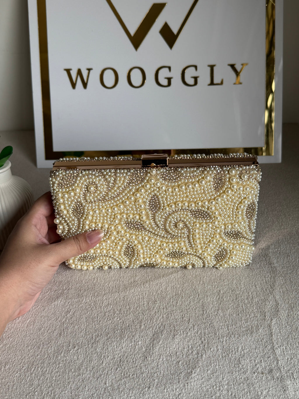 Slay Pearl Clutch