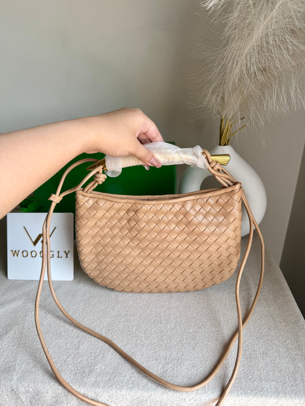 Bottega Veneta New Arrival - Beige