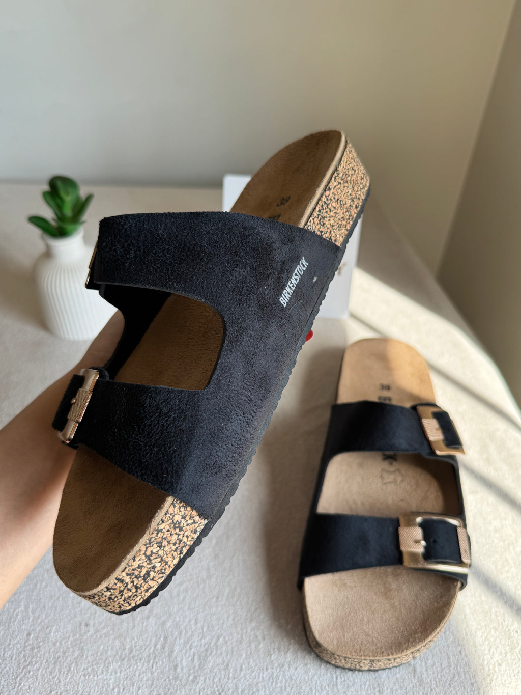Viral Birkenstock Comfy Sandals - Suede Black
