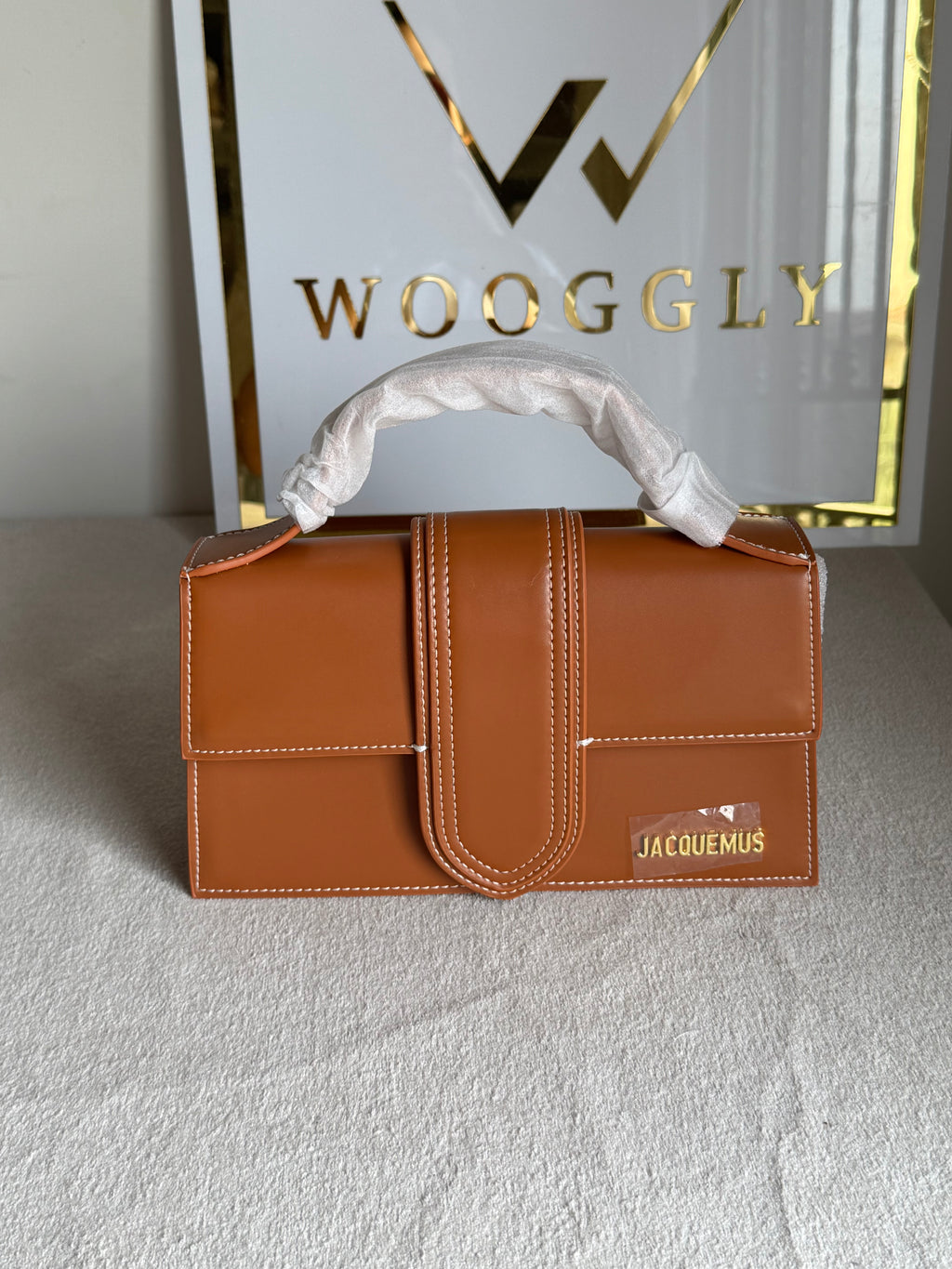 Jacquemus - Medium Bambino (Brown) BOX PACKING