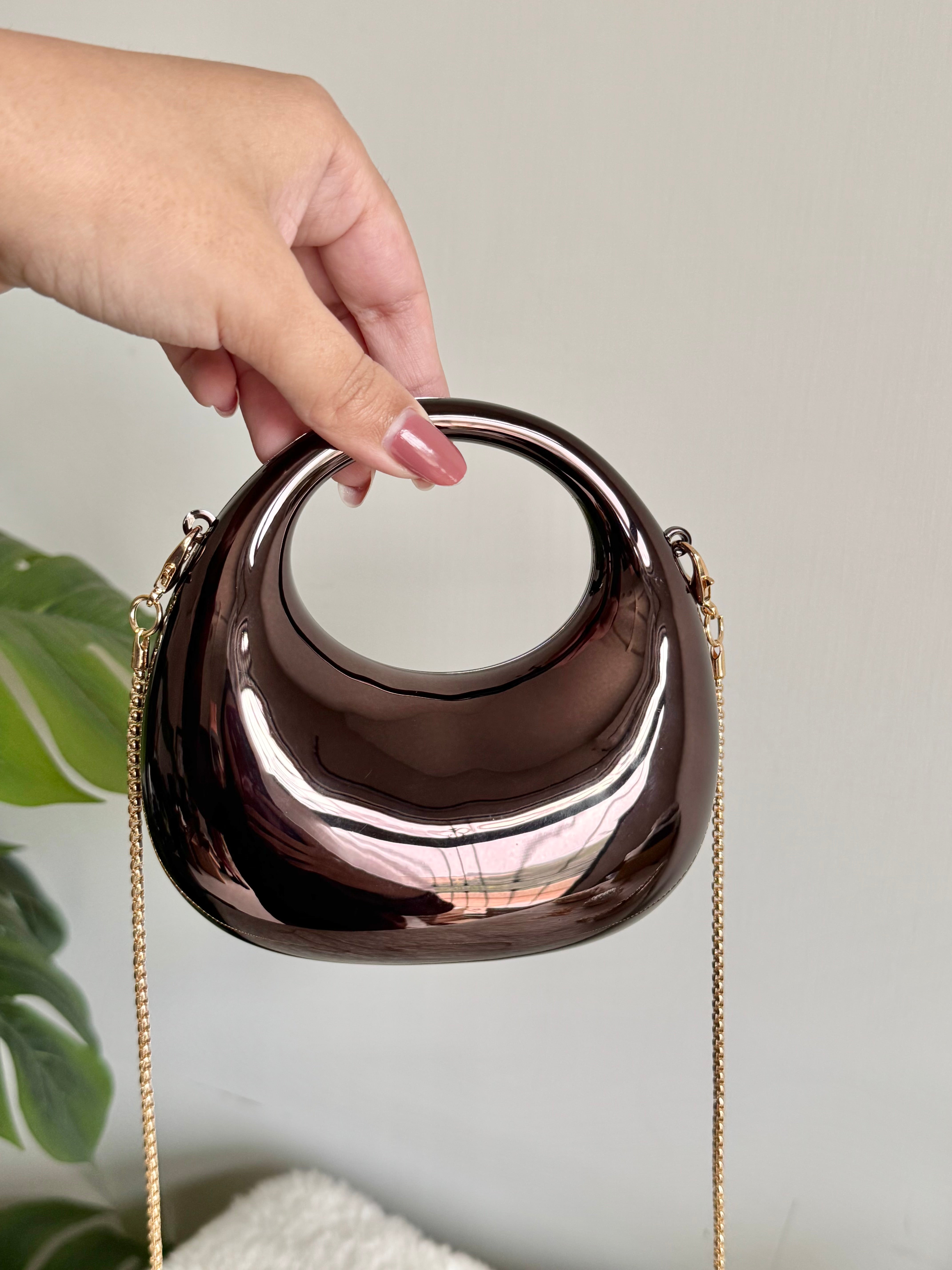 Viral Metallic Clutch with Chain - Mini Black