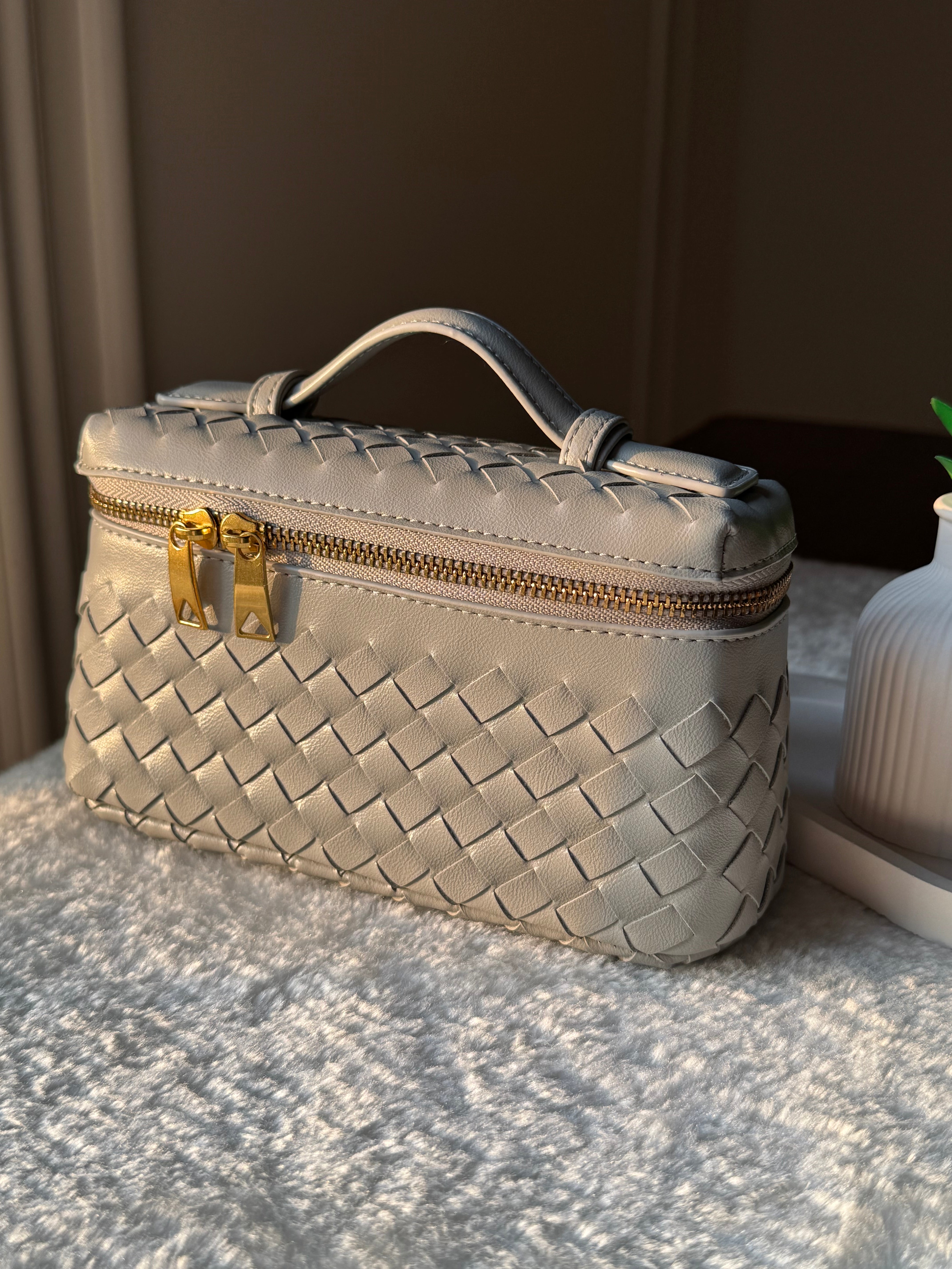 JW Pie Woven Bag with Long Strap (Light Grey)